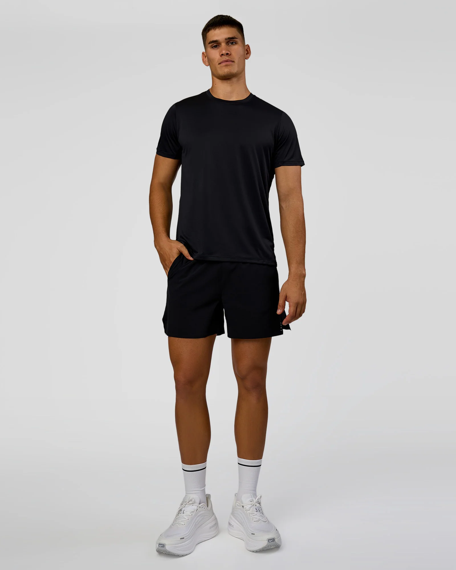 Pace Running Tee 3.0  - Black - Image 5