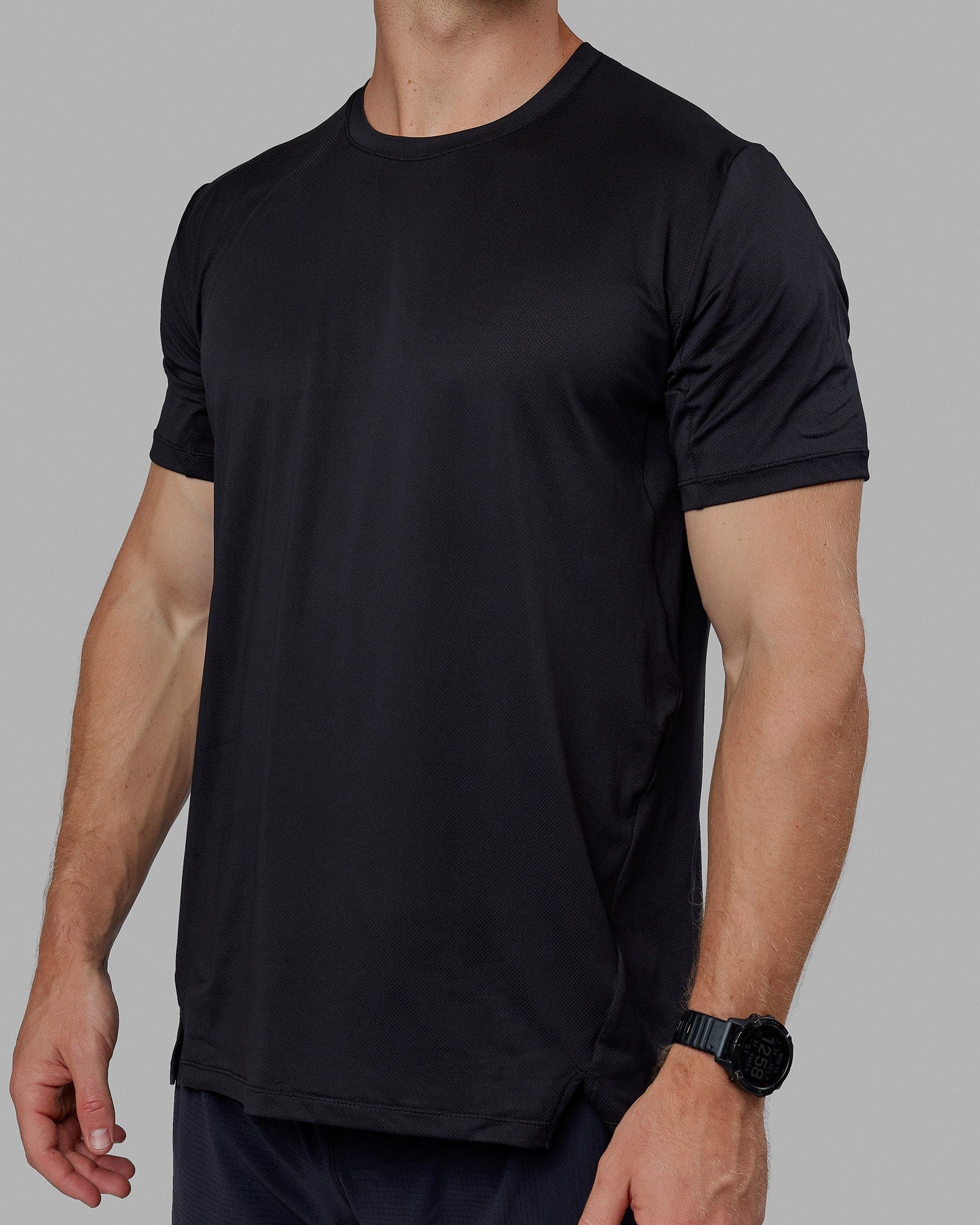 Pace Running Tee - Black - Image 8