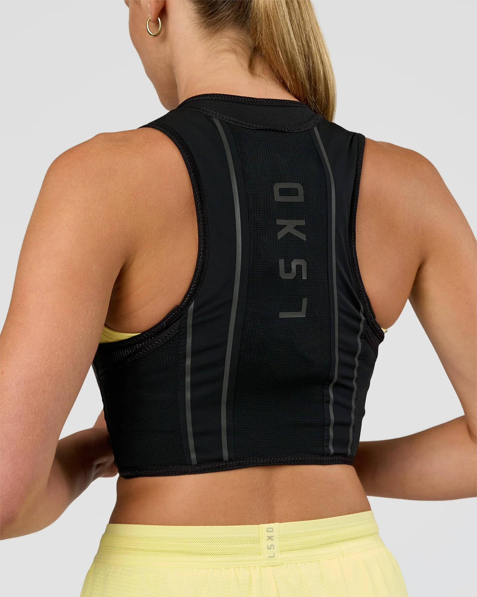 Pace Running Vest - Black-Reflective - Image 9