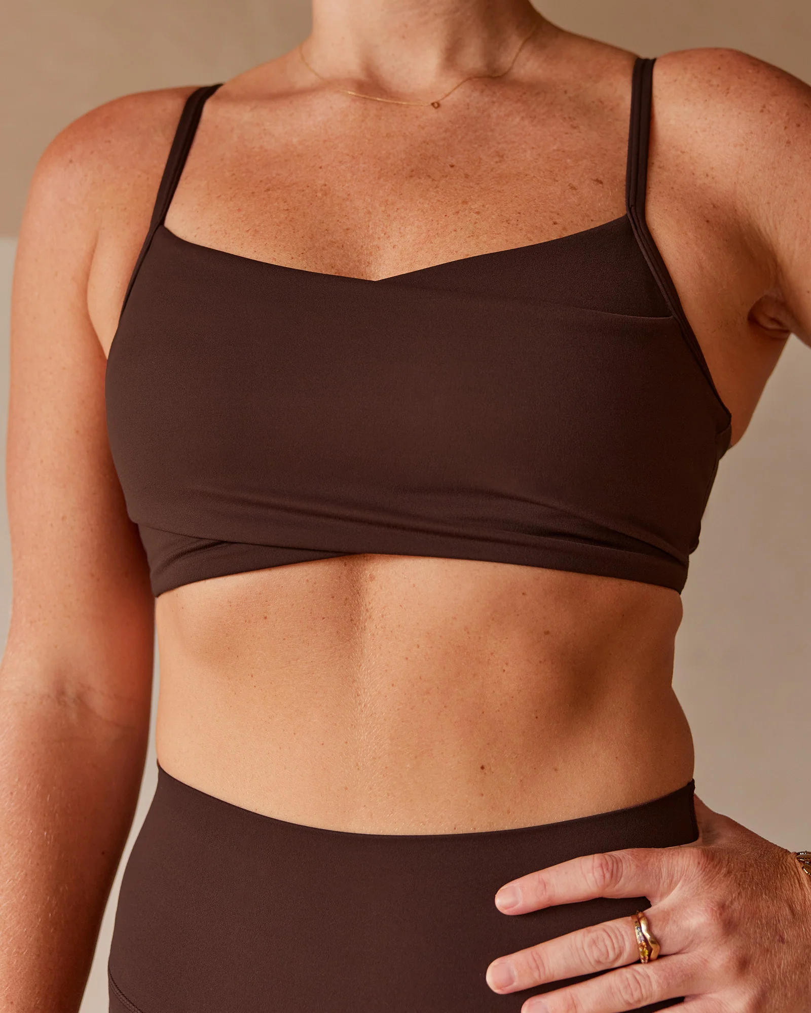 Peaches Wrap Sports Bra - Hot Chocolate - Image 4