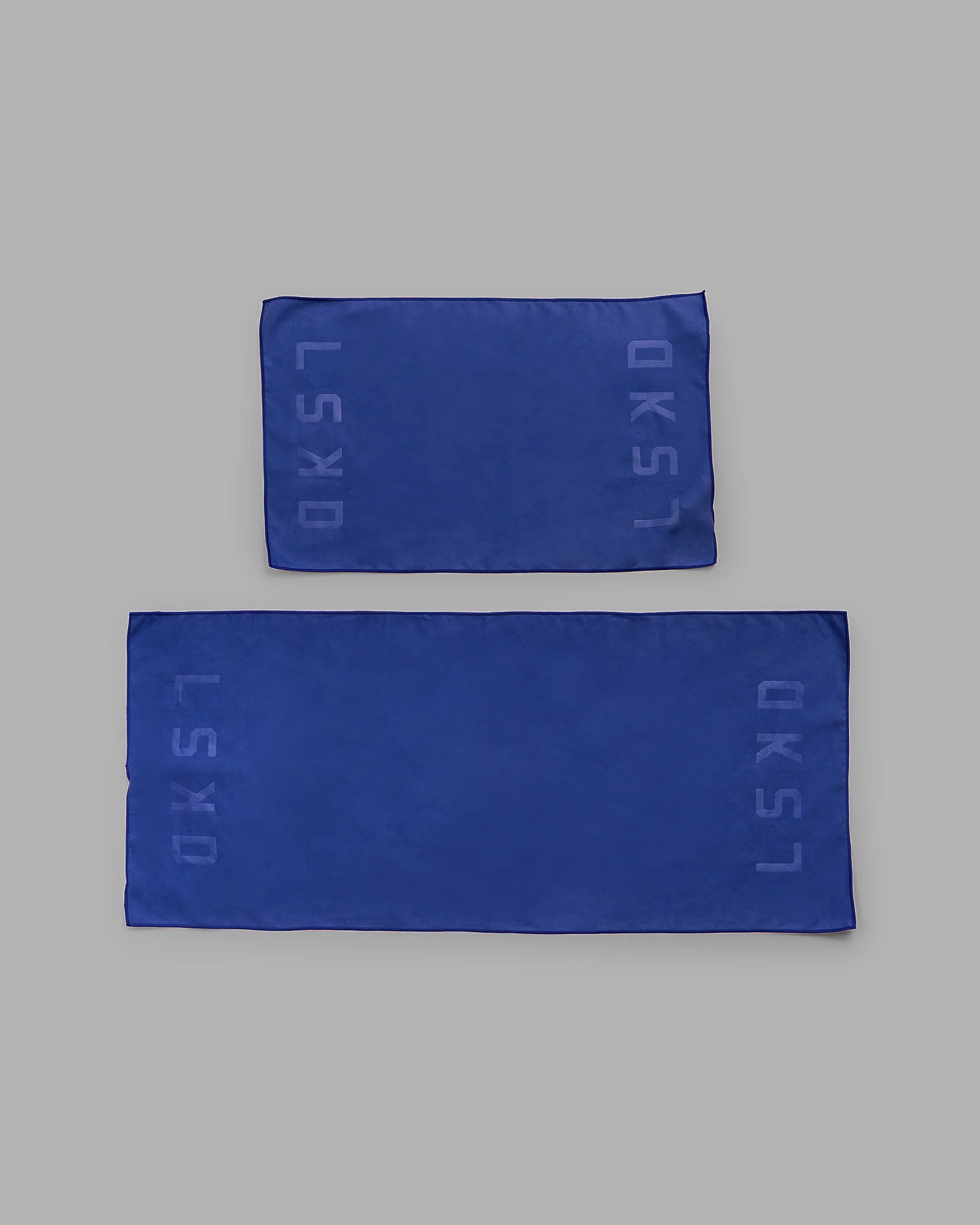 Perform Microfibre Lightweight Towel Medium - Power Cobalt - Image 6