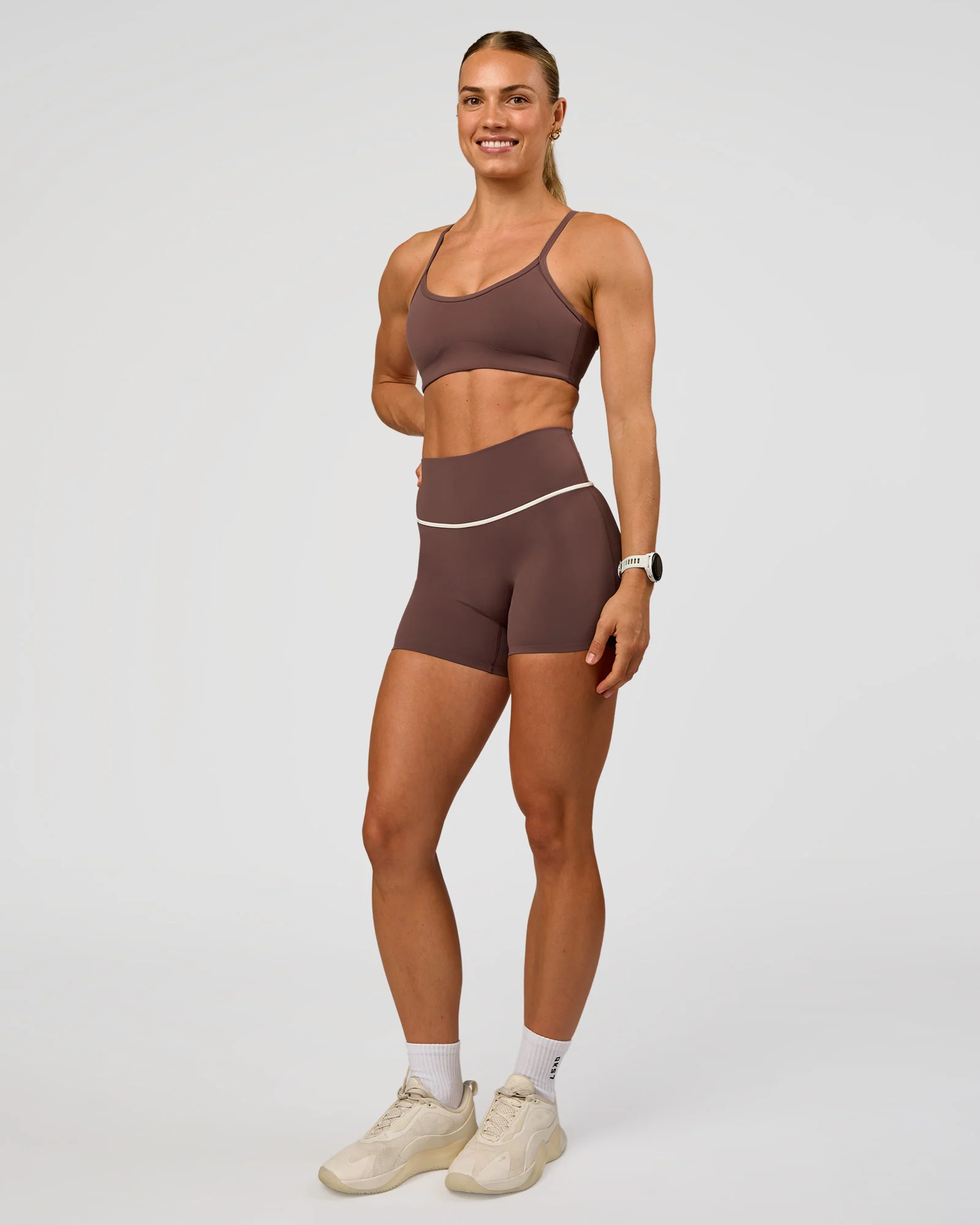 Pinnacle High-Rise 4" Short - Cocoa Powder-Off White - Image 3
