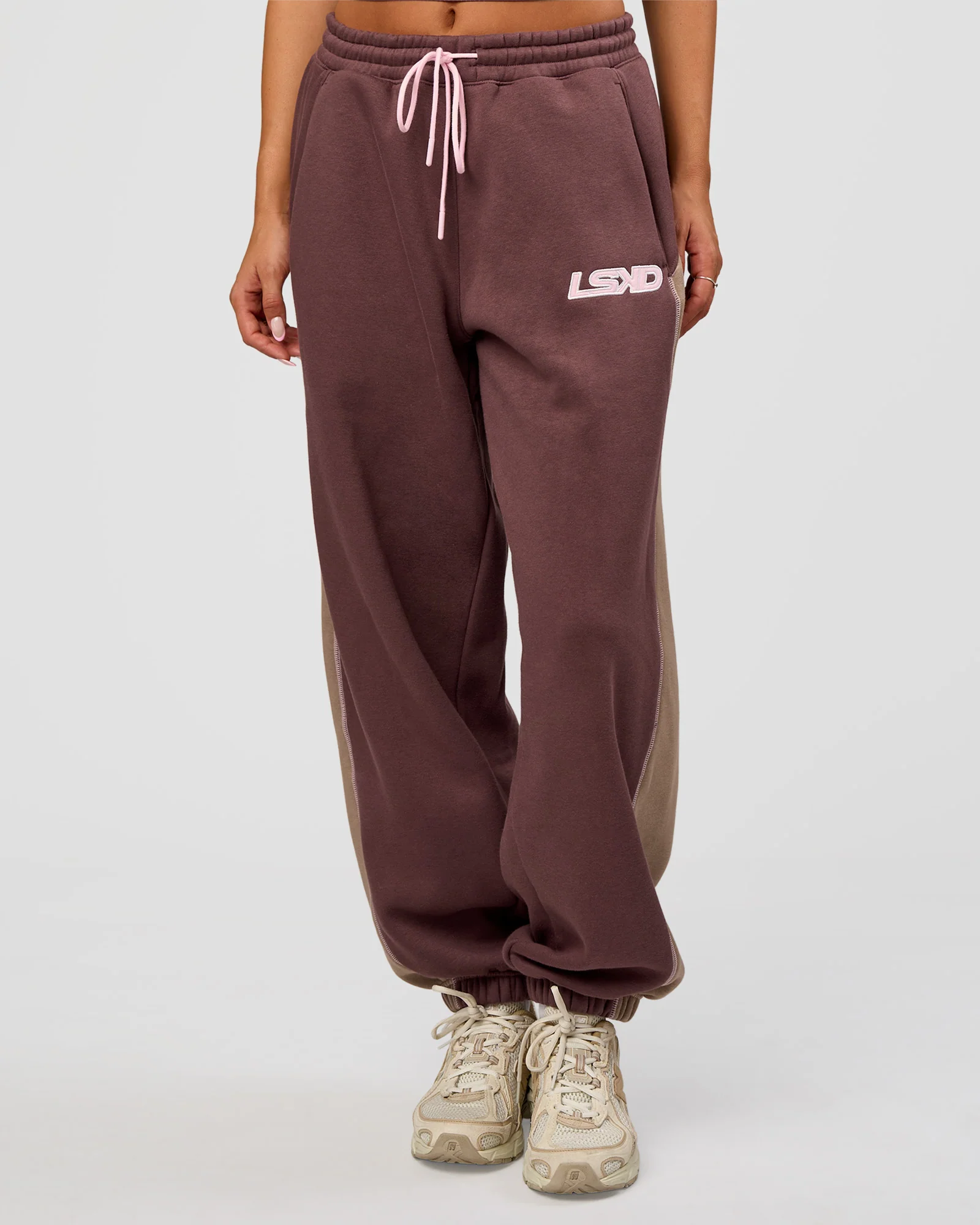 Power Play Stitch Up Fleece Sweat Pant - Cocoa Powder-Marshmallow - Image 6