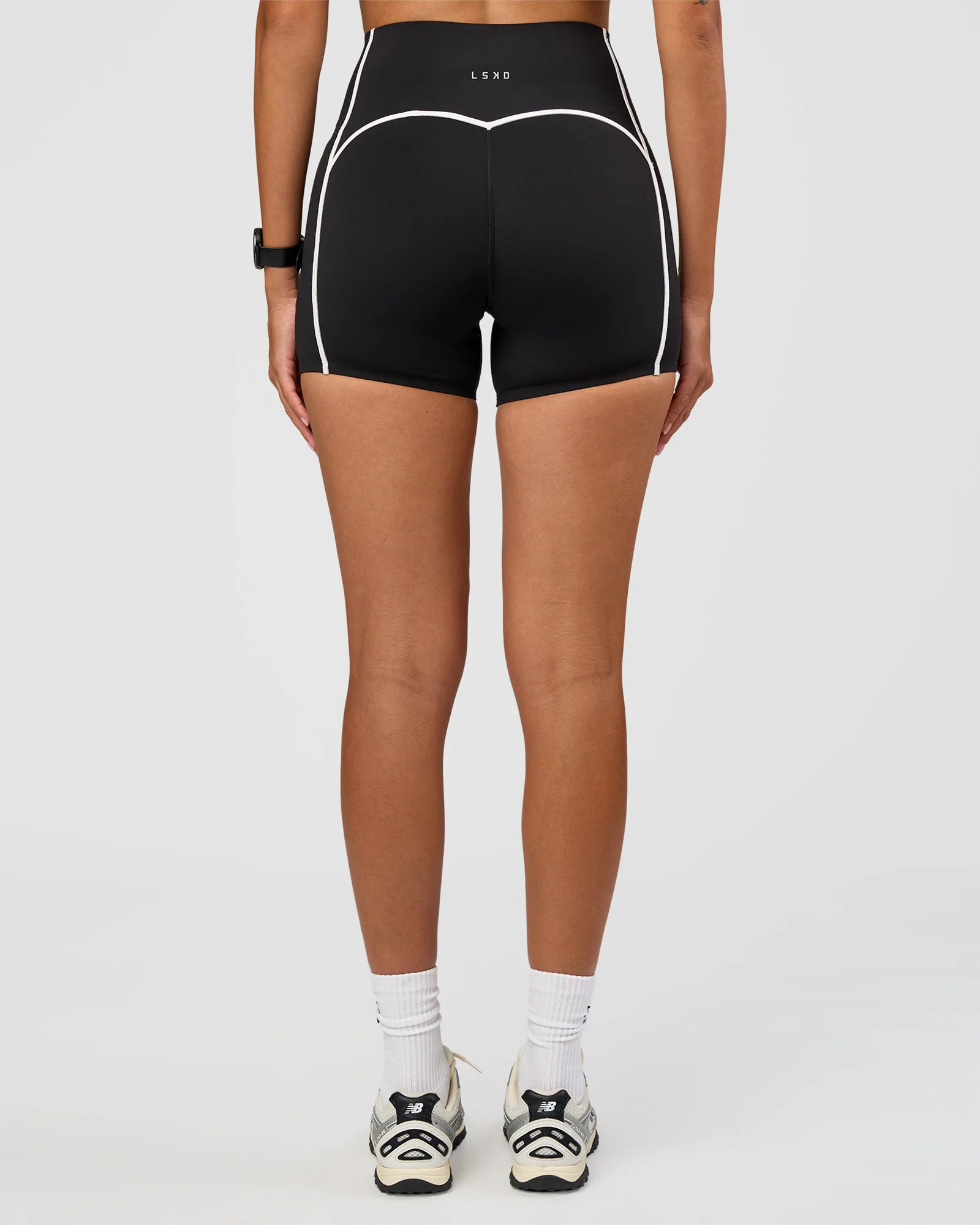 Power Ultra High-Rise 4" Short Pockets - Black - Image 9