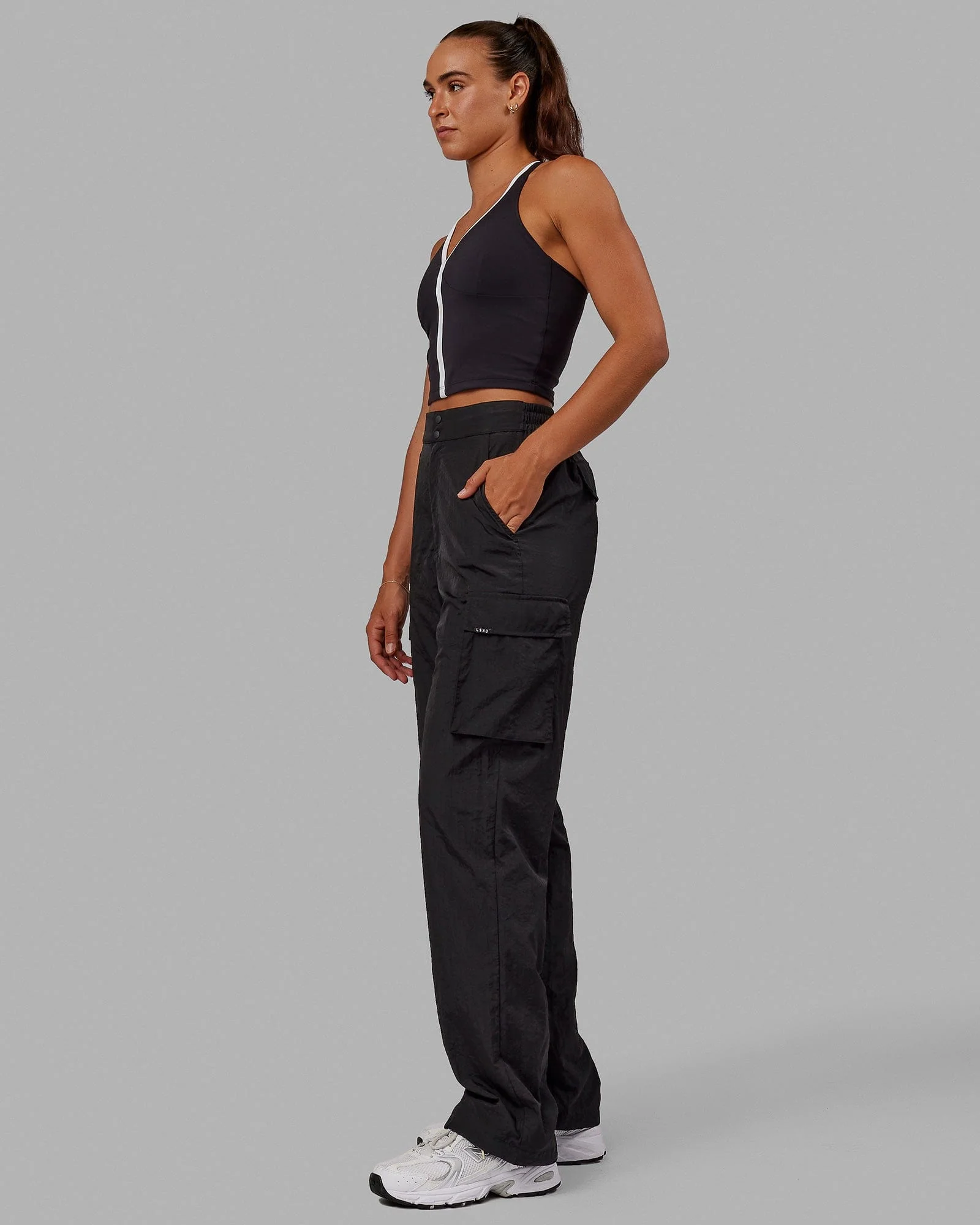 Reflection Active Tank - Black-White - Image 3