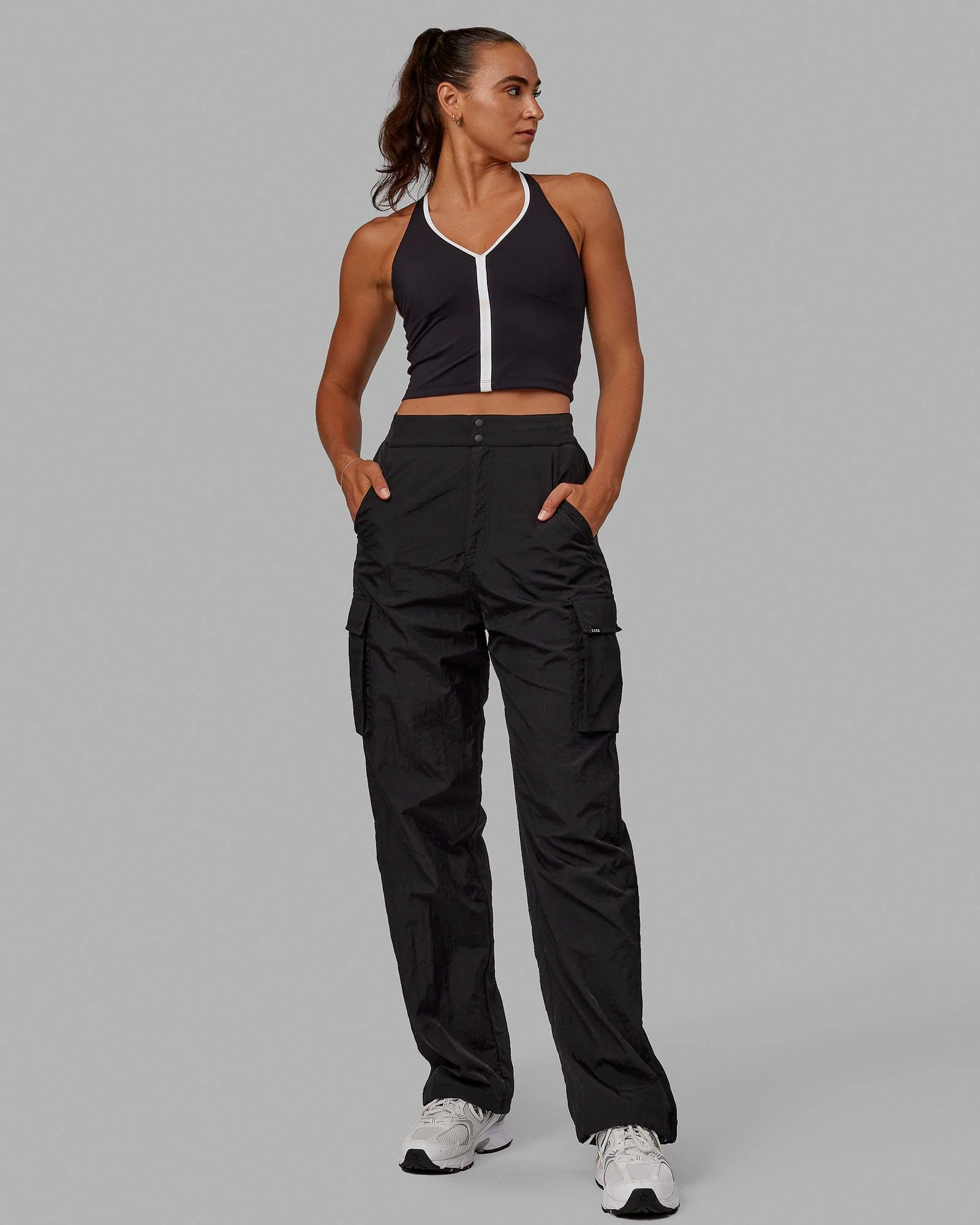 Reflection Active Tank - Black-White - Image 4