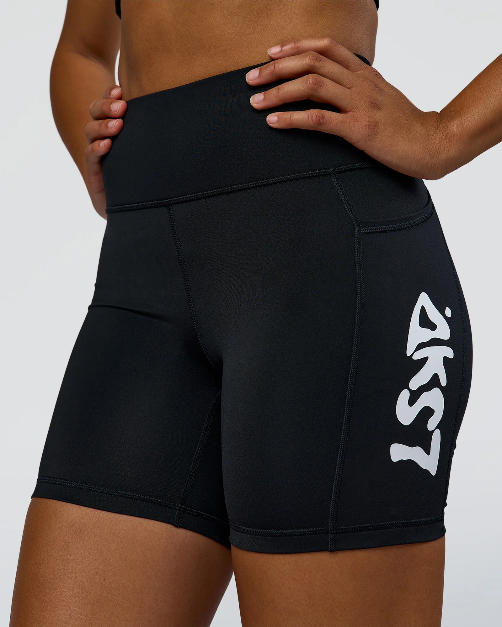 Rep Street Script Ultra High-Rise 6" Short Pockets - Black-White - Image 6