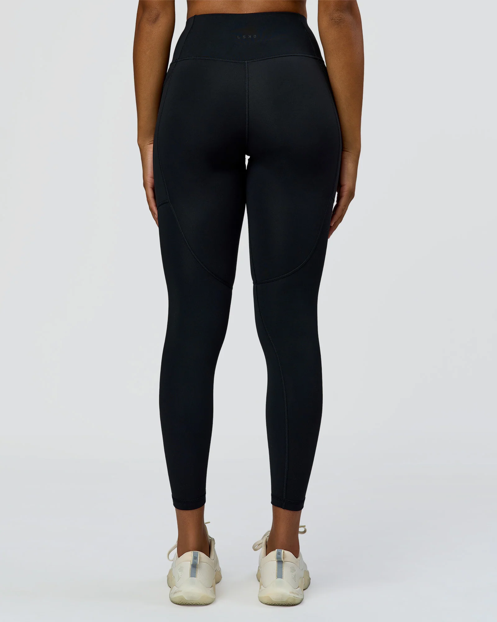 Rep Street Script Ultra High-Rise 7/8 Legging Pockets - Black-White - Image 4