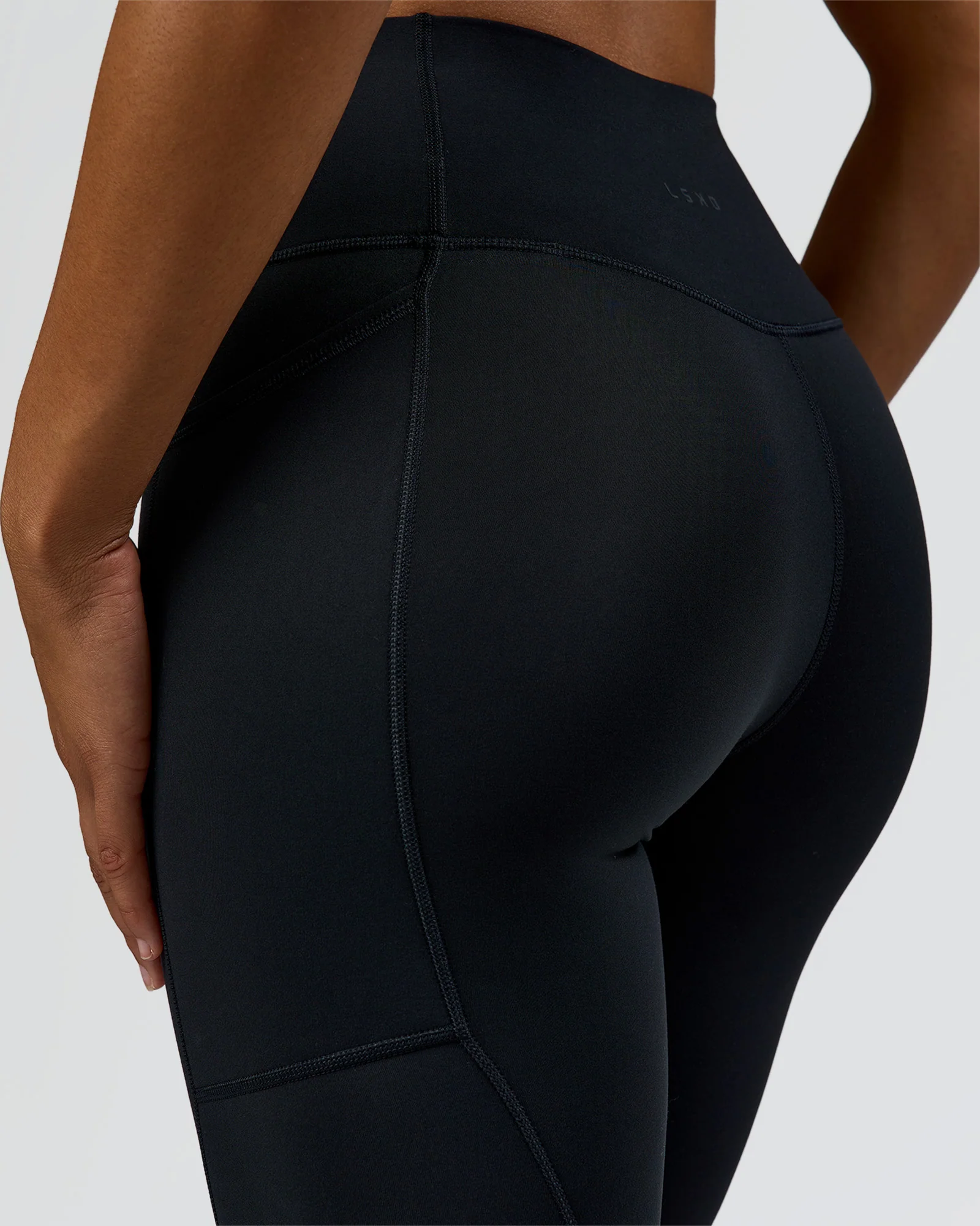 Rep Street Script Ultra High-Rise 7/8 Legging Pockets - Black-White - Image 8