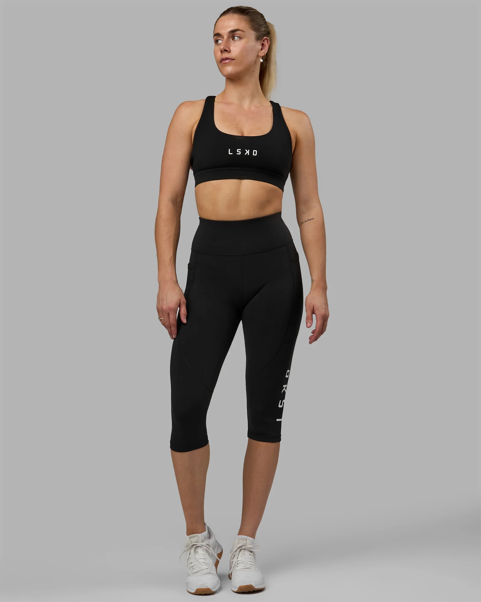 Rep Ultra High-Rise 3/4 Legging Pockets - Black-White - Image 7