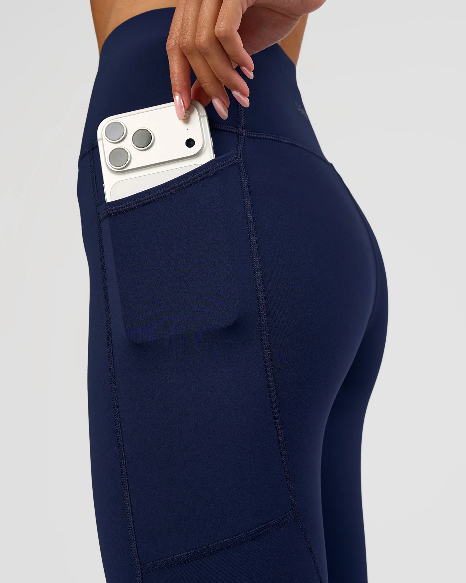 Rep Ultra High-Rise 3/4 Legging Pockets - Future Navy-White - Image 3