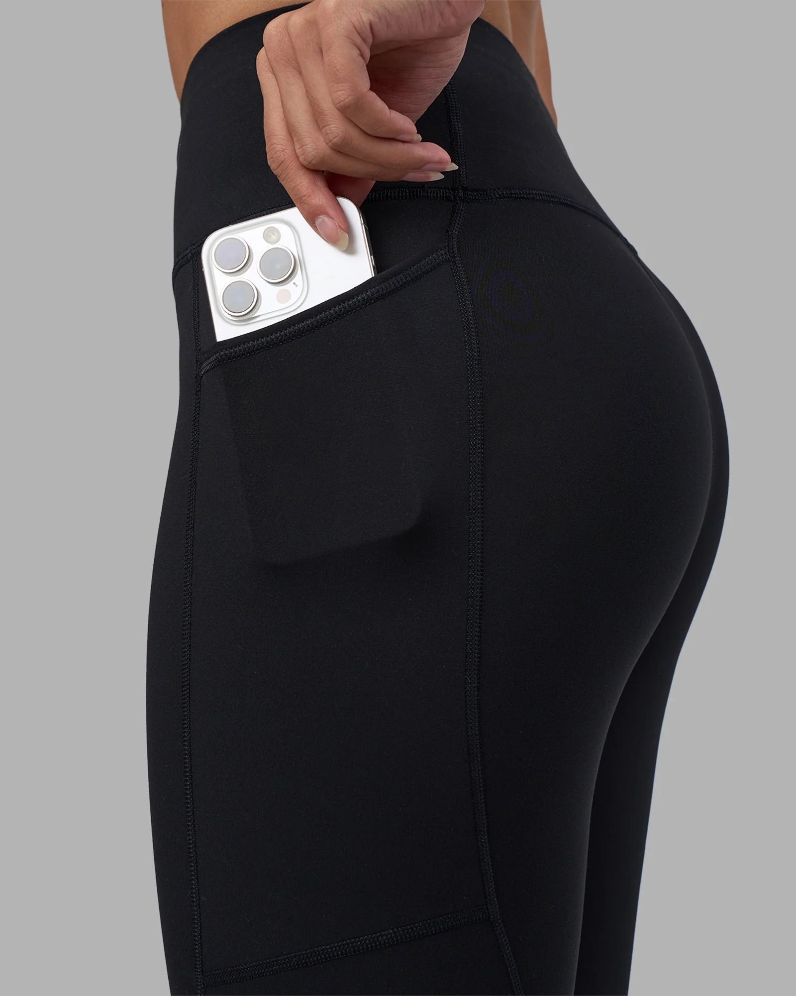 Rep Ultra High-Rise 7/8 Legging Pockets - Black-Power Cobalt - Image 3