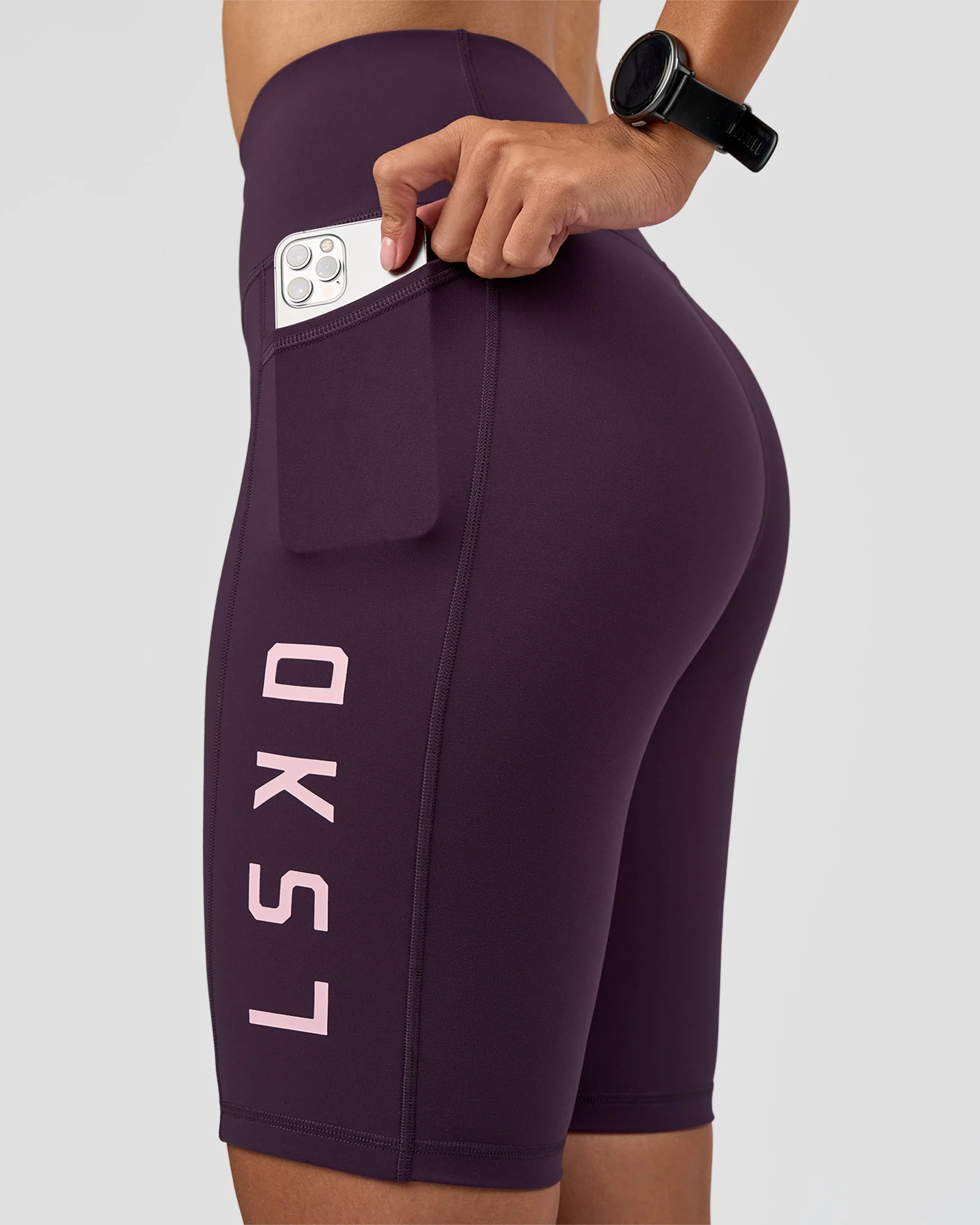Rep Ultra High-Rise 9" Short Pockets - Midnight Plum-Marshmallow - Image 6