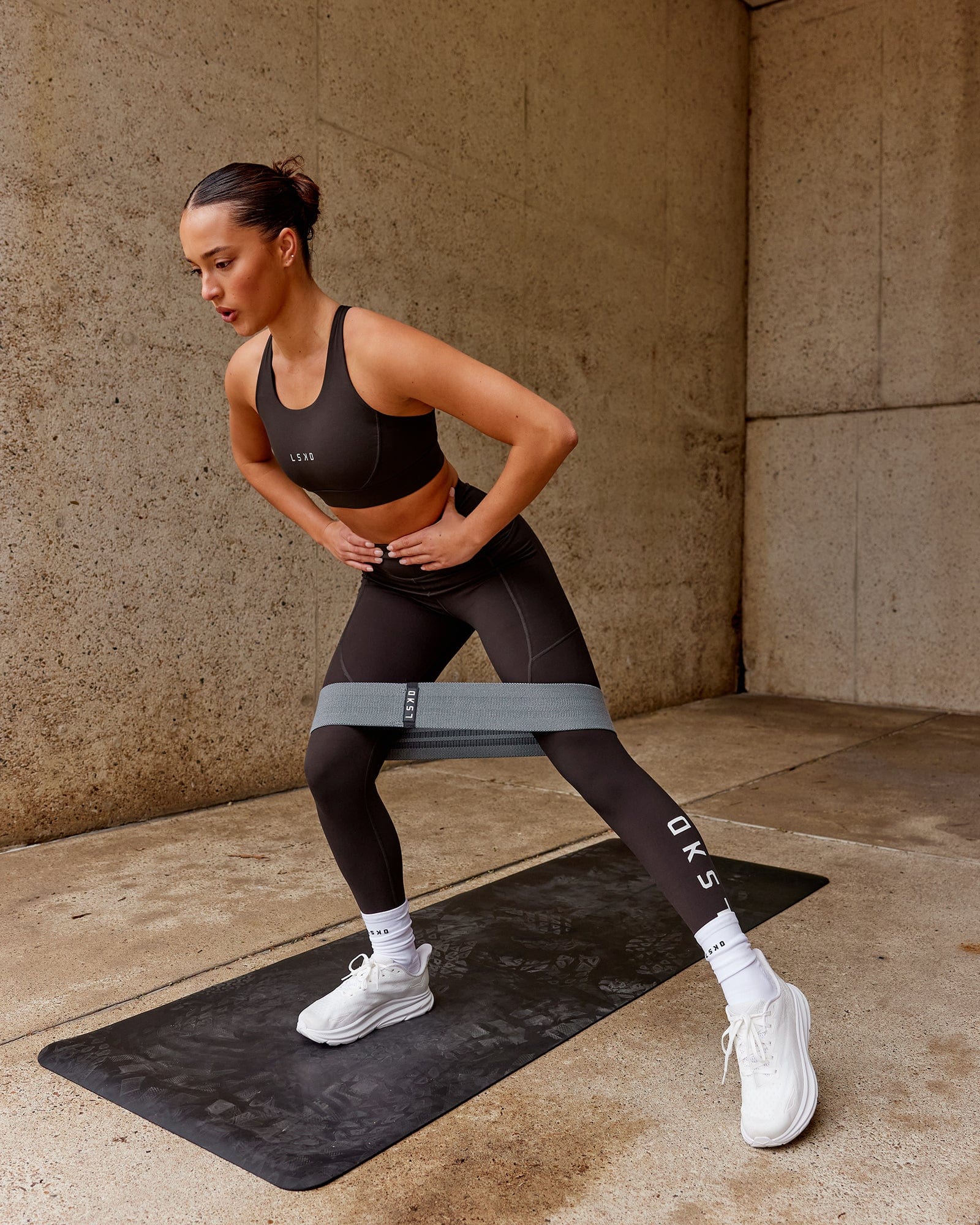 Rep Ultra High-Rise Full Length Legging Pockets - Dark Walnut - Image 2