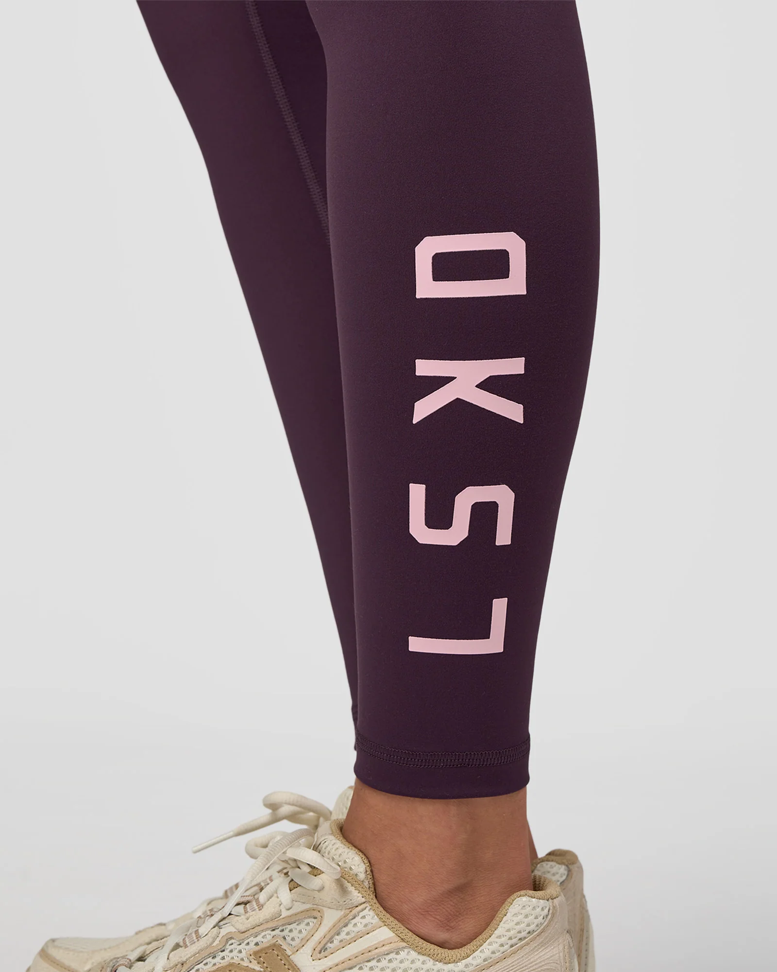 Rep Ultra High-Rise Full Length Legging Pockets - Midnight Plum-Marshmallow - Image 8