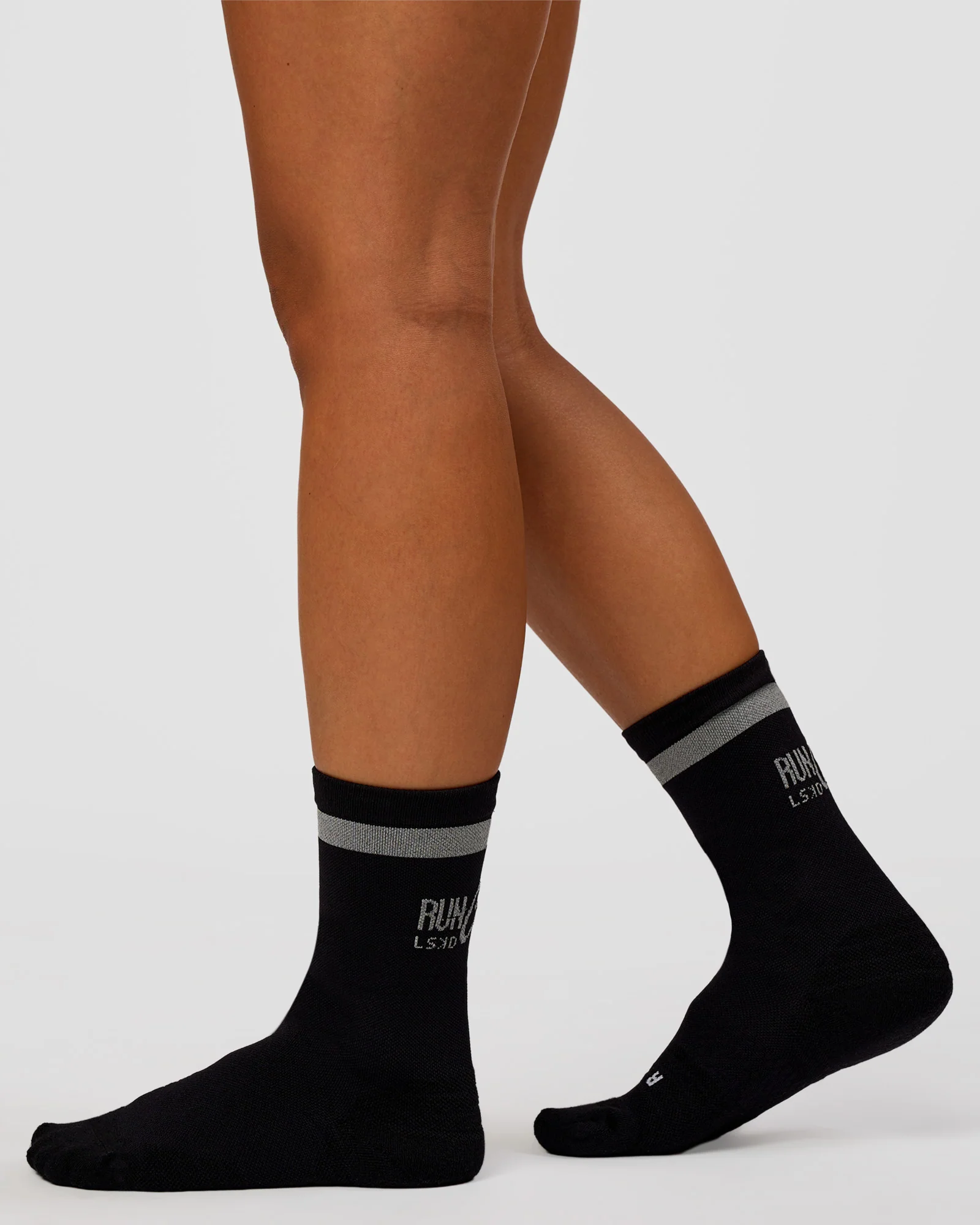 Run Club Performance Socks 2.0 - Black-Reflective - Image 4