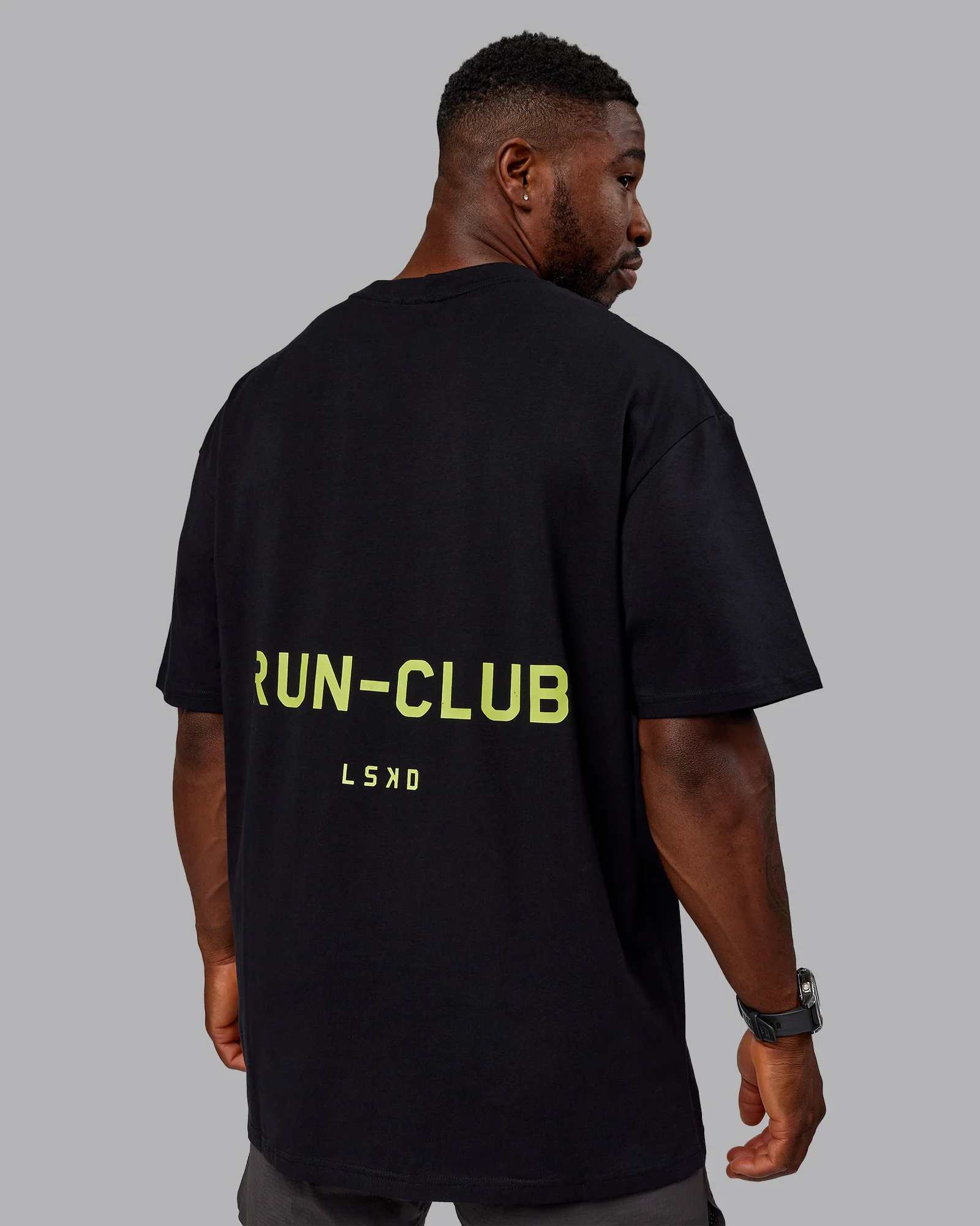 RUN CLUB FLXCotton Tee Oversize - Black-Volt - Image 10