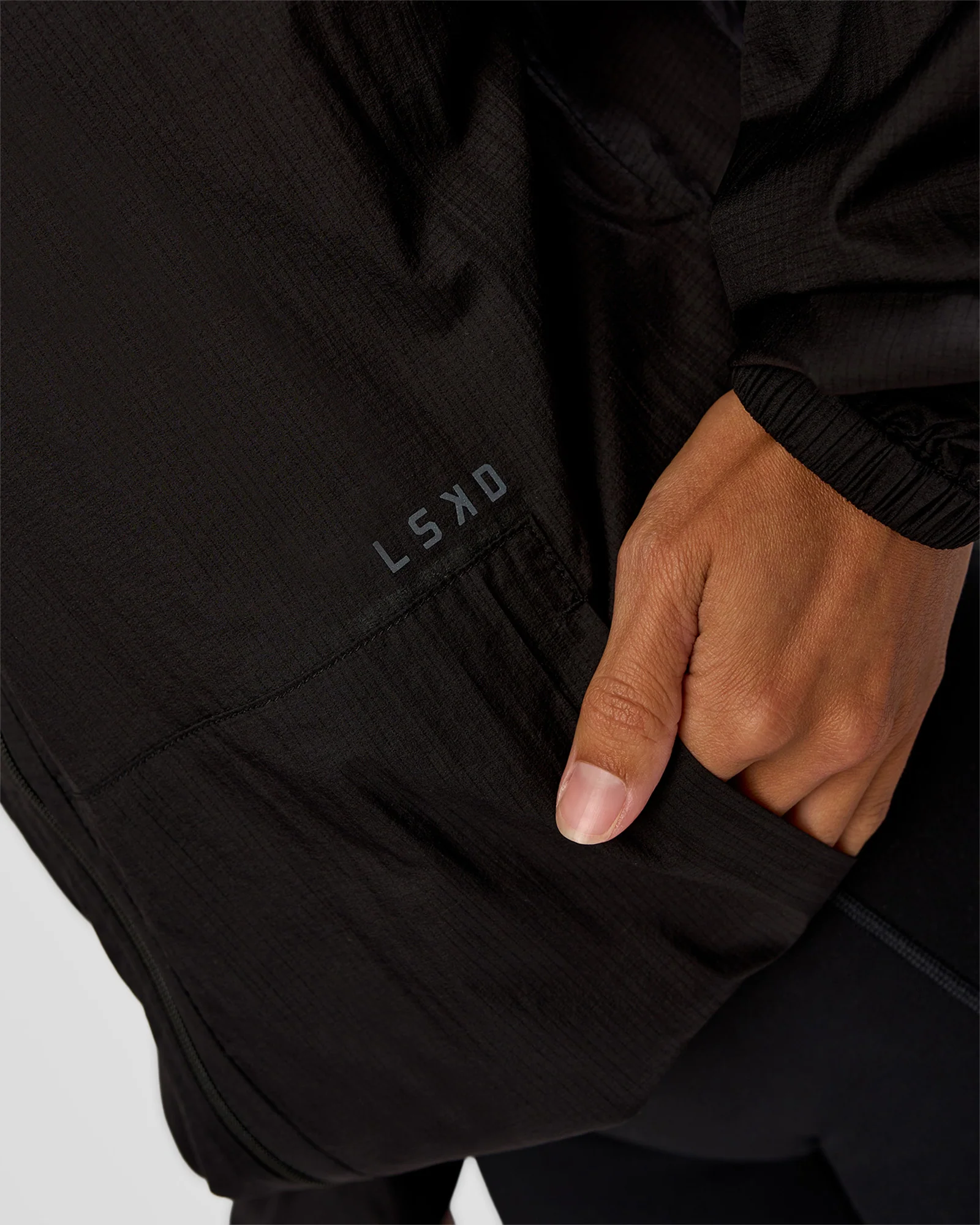 Run Light Jacket - Black - Image 10