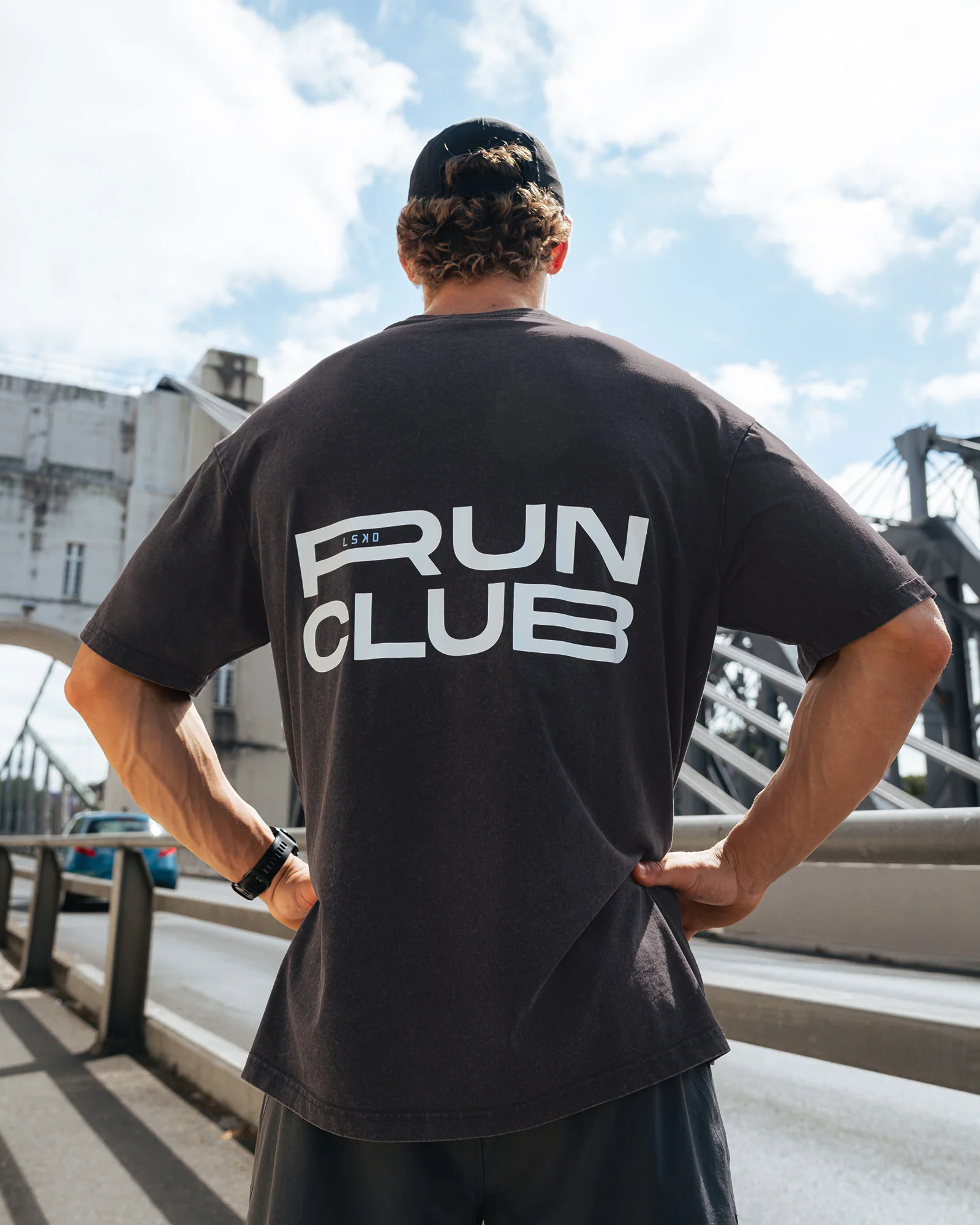 Runner's FLXCotton Oversized Tee - Black Washed-White - Image 2