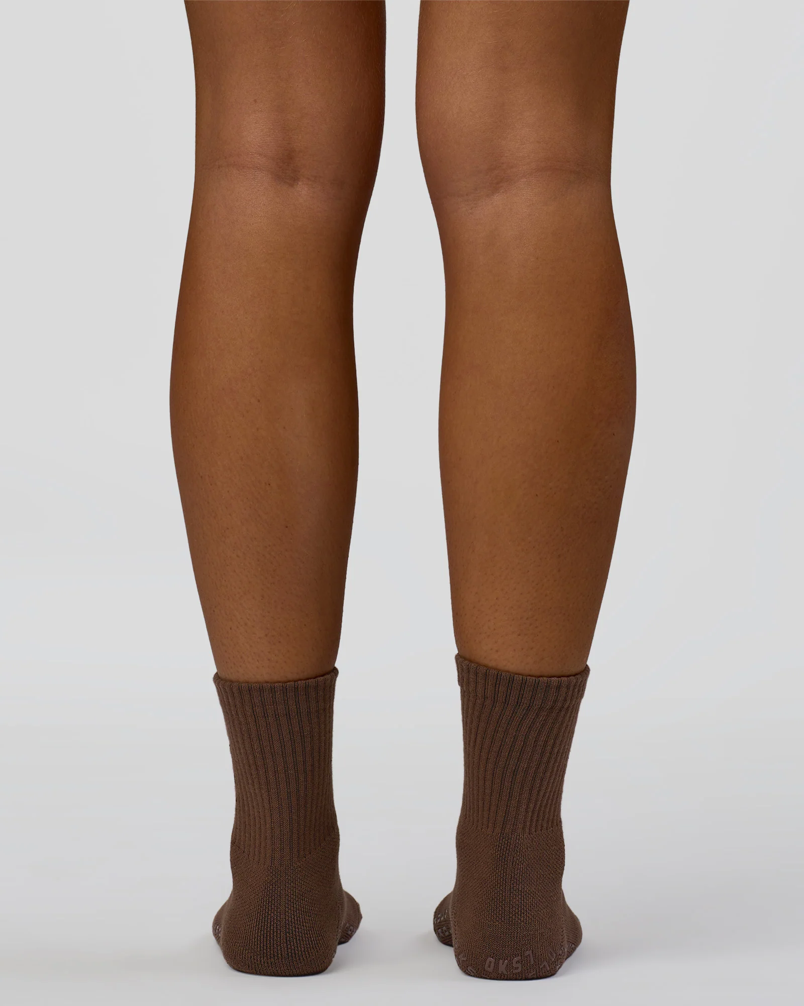 Signal Pilates Crew Grip Socks 2.0 - Hot Chocolate - Image 4