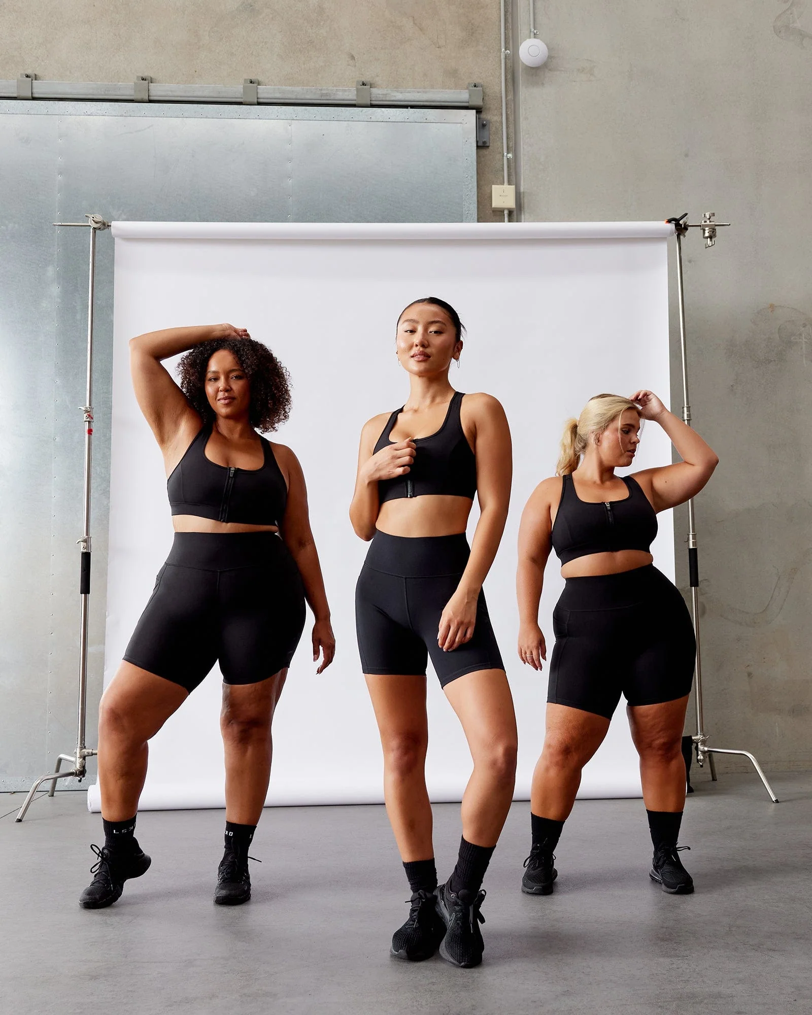 Sprint Sports Bra - Black - Image 8