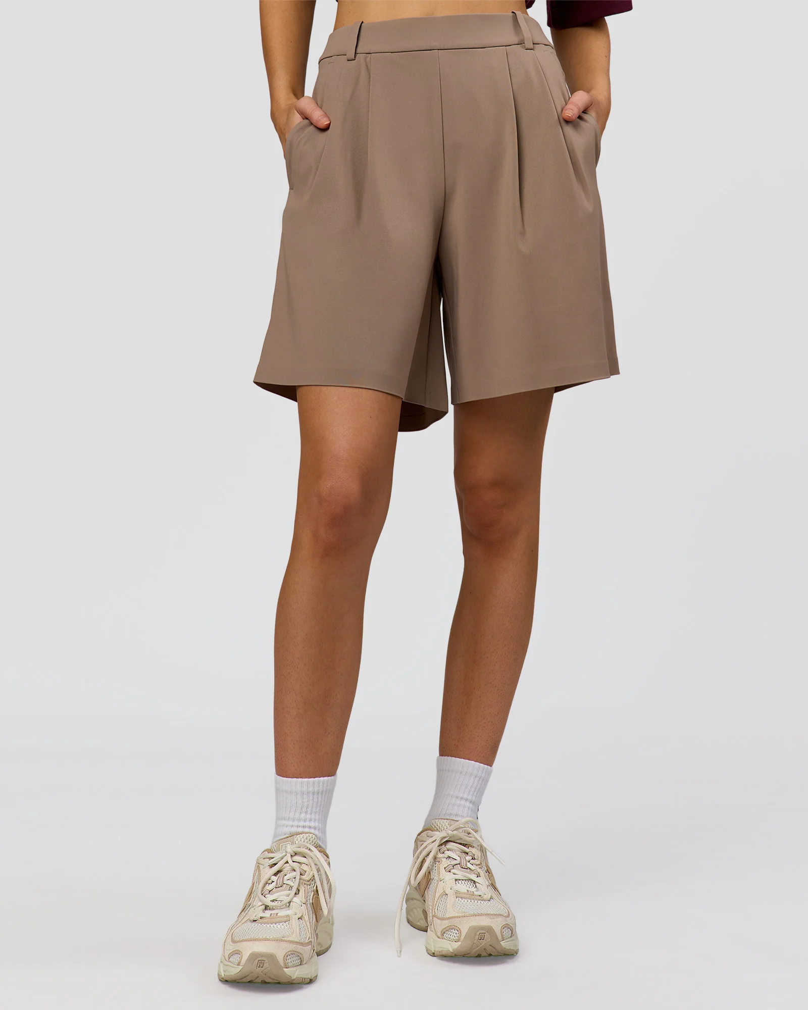 StretchShift Wide Leg Short - Taupe Ash - Image 6