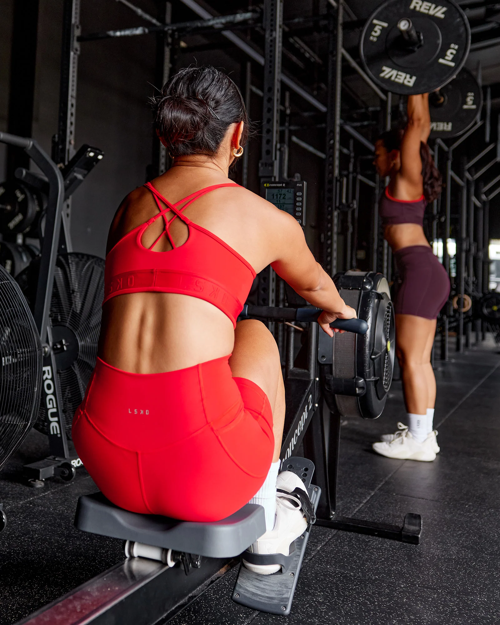 Strive Jacquard Sports Bra - Flame - Image 4