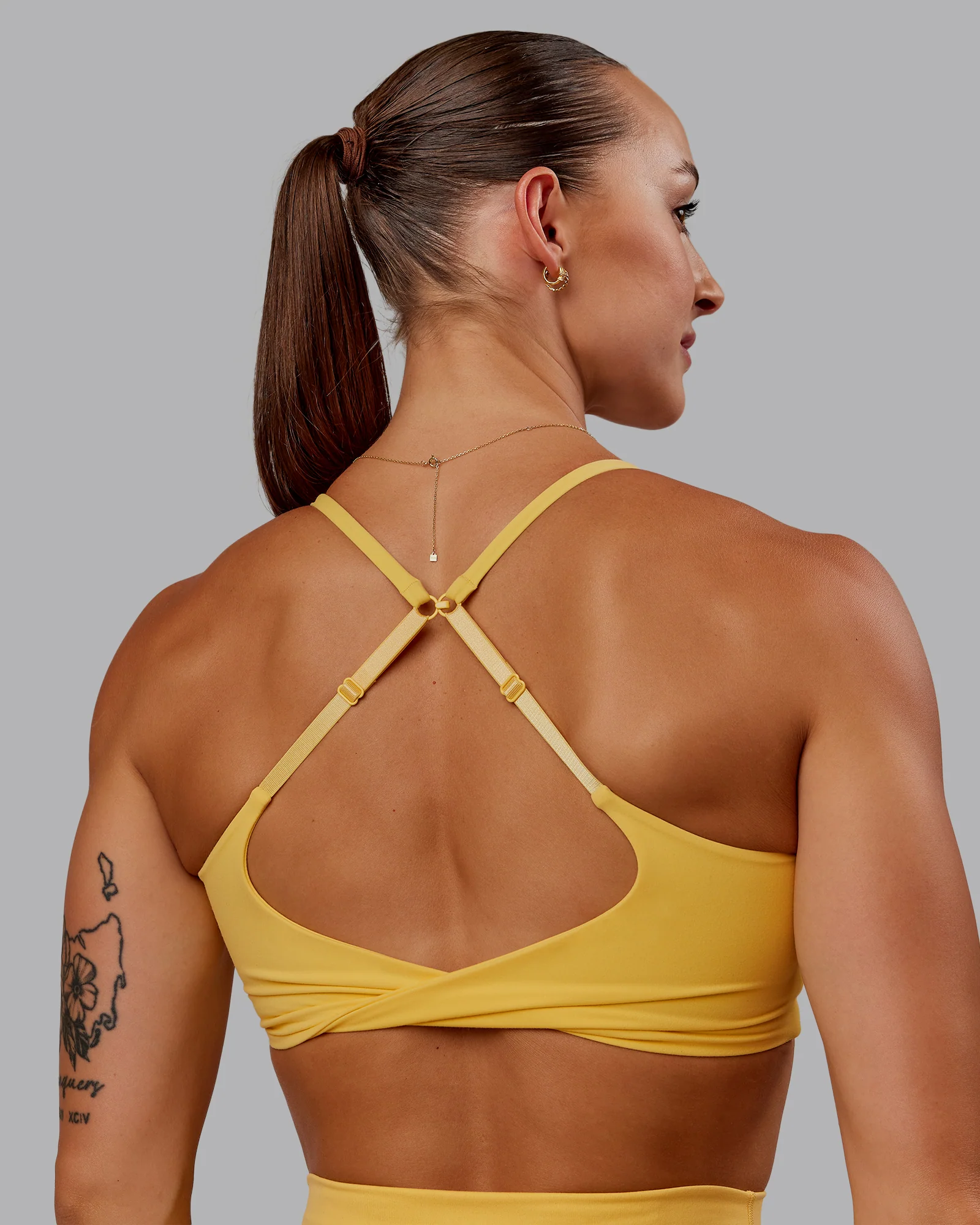 Twist Sports Bra - Banana Cream - Image 6