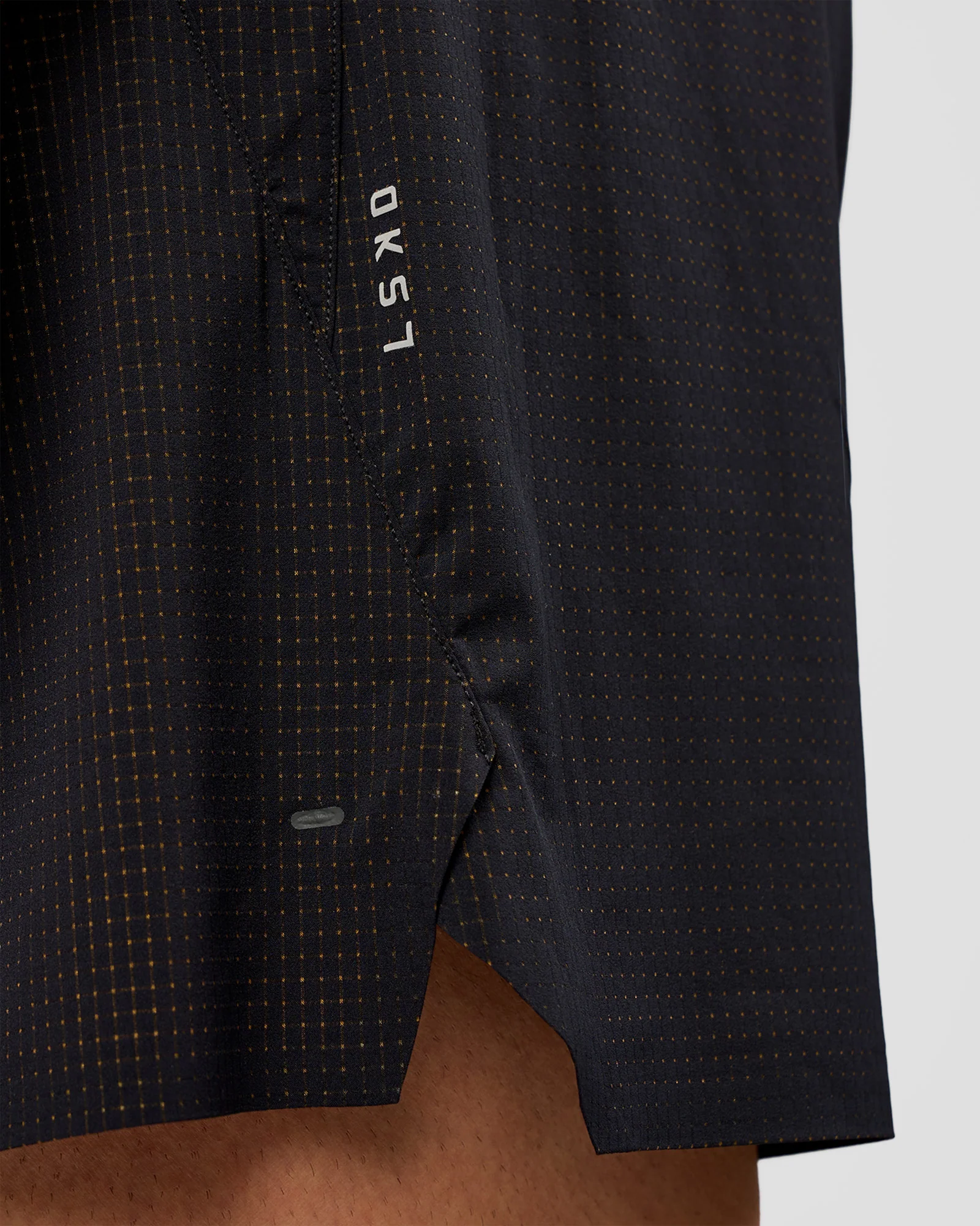 UltraAir 5" Lined Performance Short  - Black-Reflective - Image 9