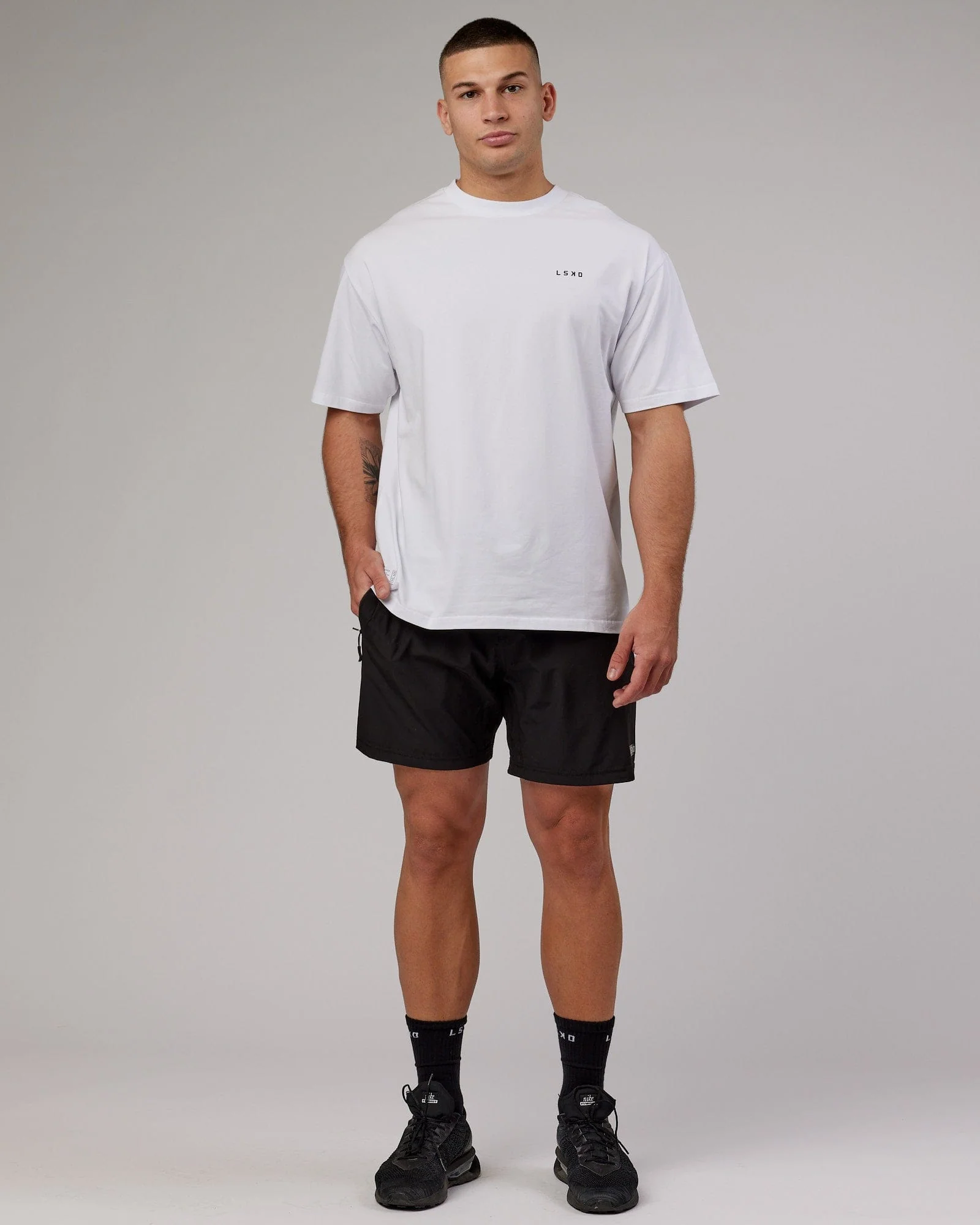 VS5 FLXCotton Tee Oversize - White-Black - Image 11