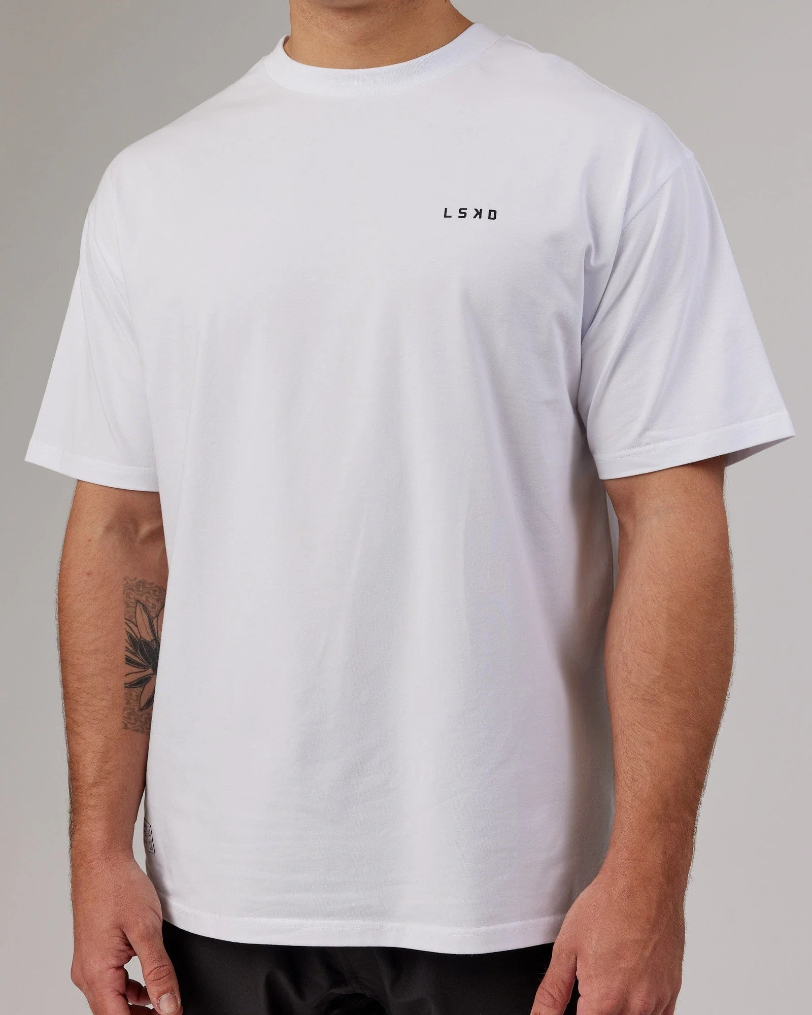VS5 FLXCotton Tee Oversize - White-Black - Image 9