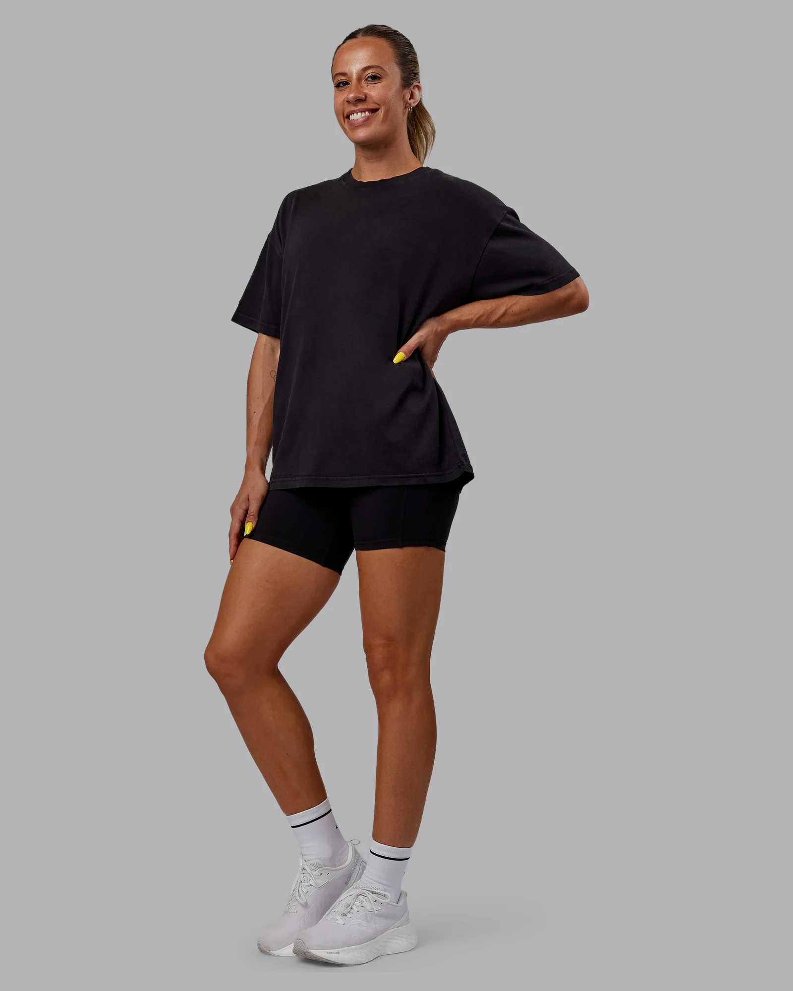 Pressure Washed Heavyweight Oversize Tee - Black-White - Image 8