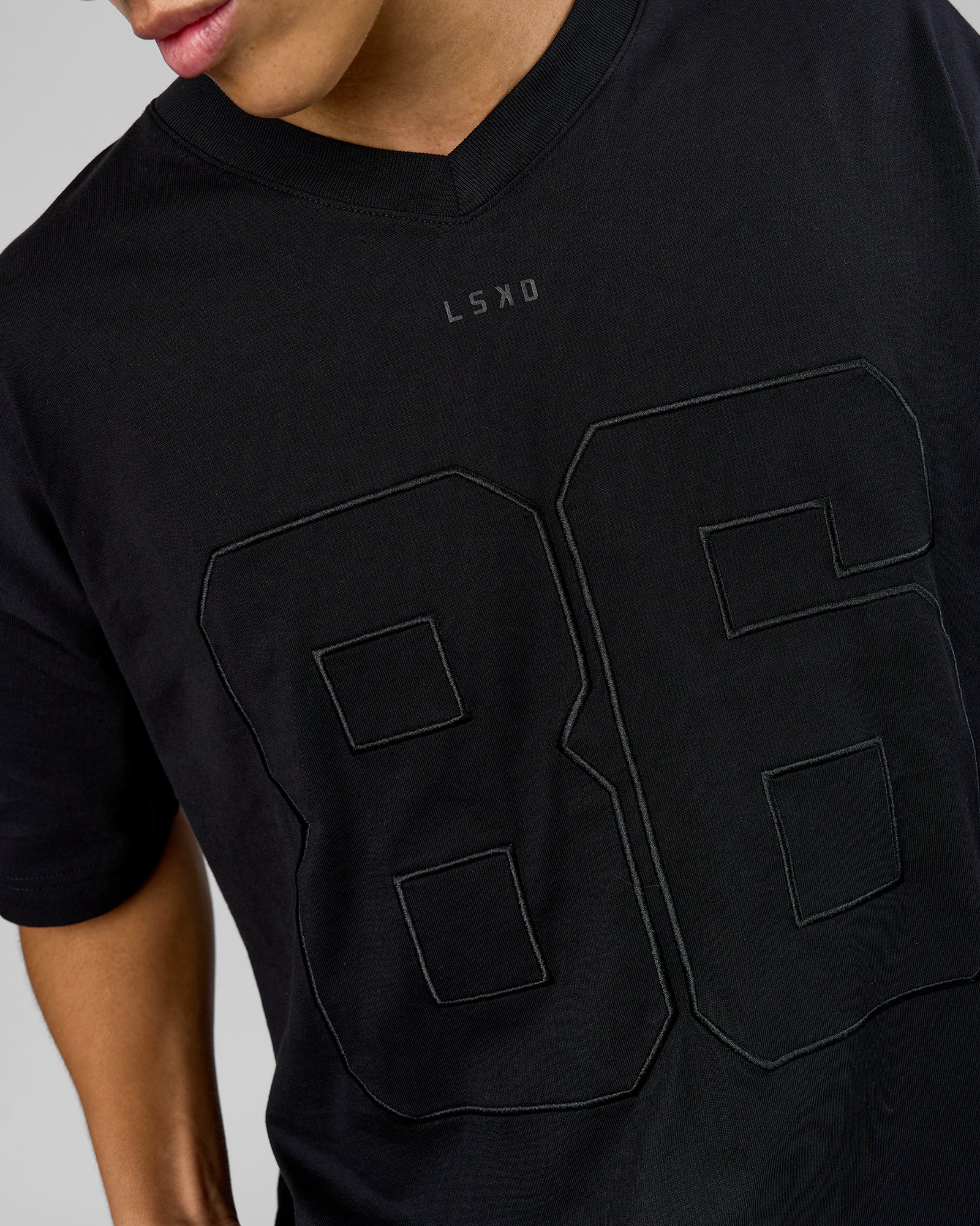 86 V-Neck Oversized Tee - Black-Black - Image 3