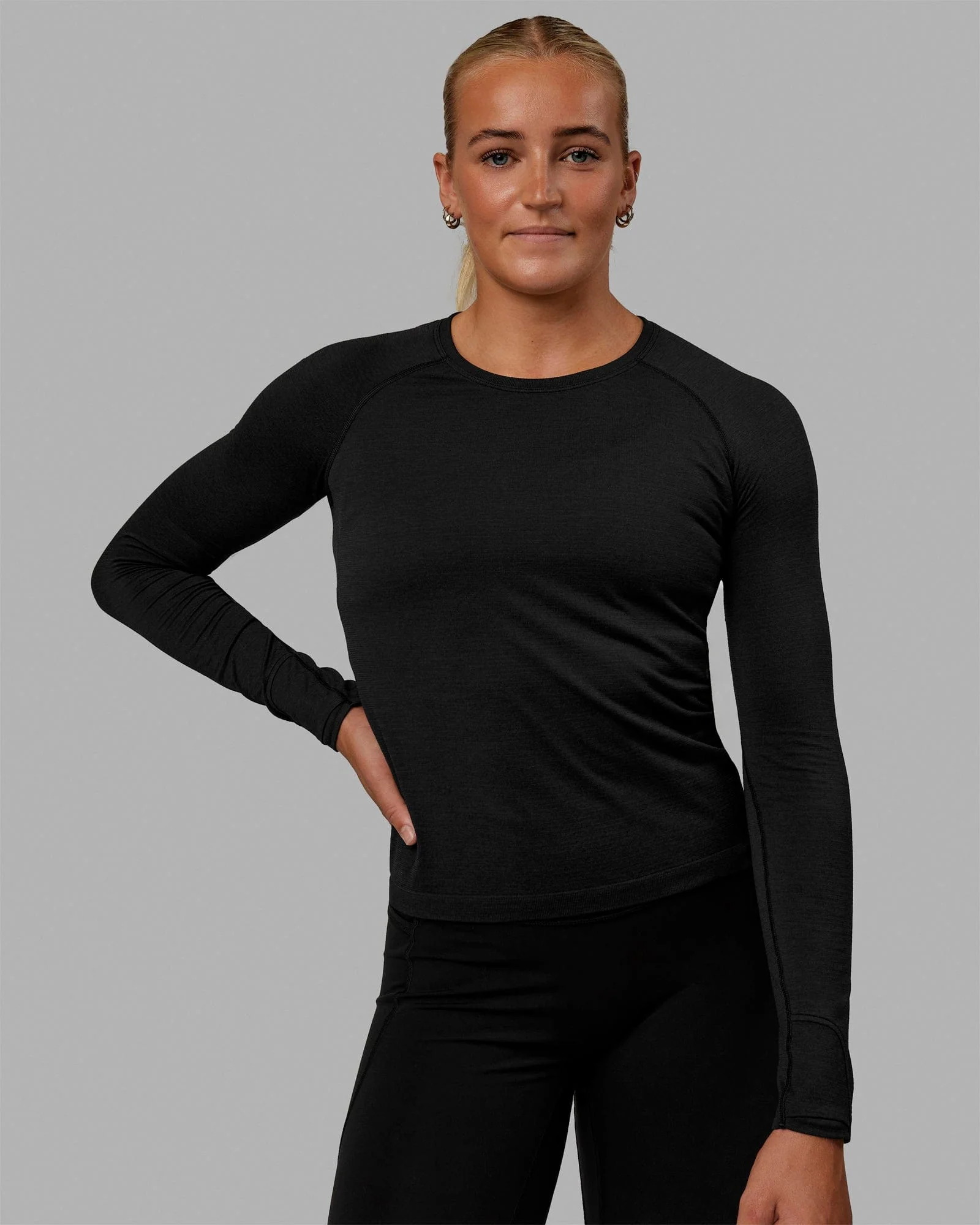 AeroFLX+ Seamless Long Sleeve Tee - Black Marl - Image 3