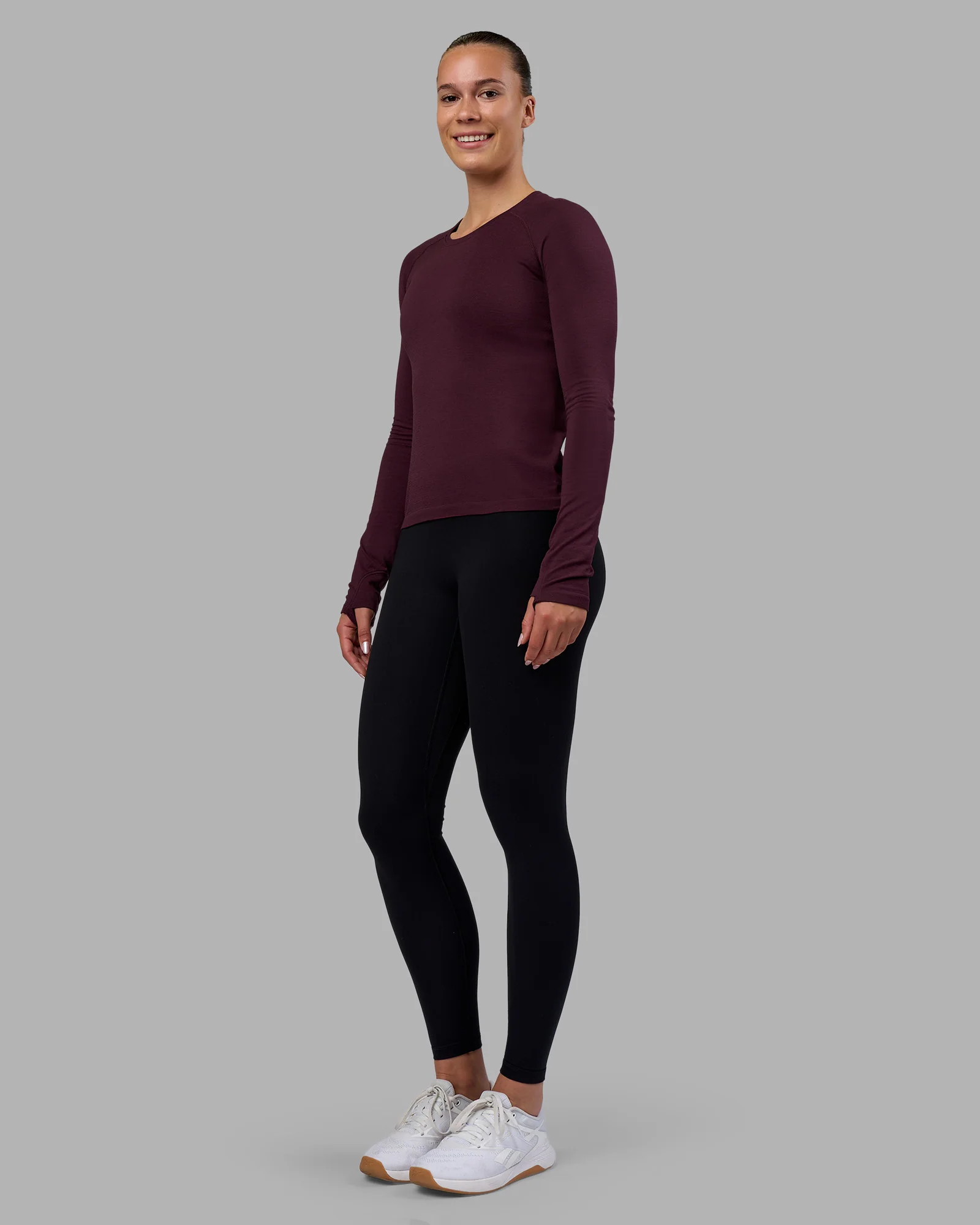 AeroFLX+ Seamless Long Sleeve Tee - Cherry Lacquer/Cherry Lacquer - Image 8