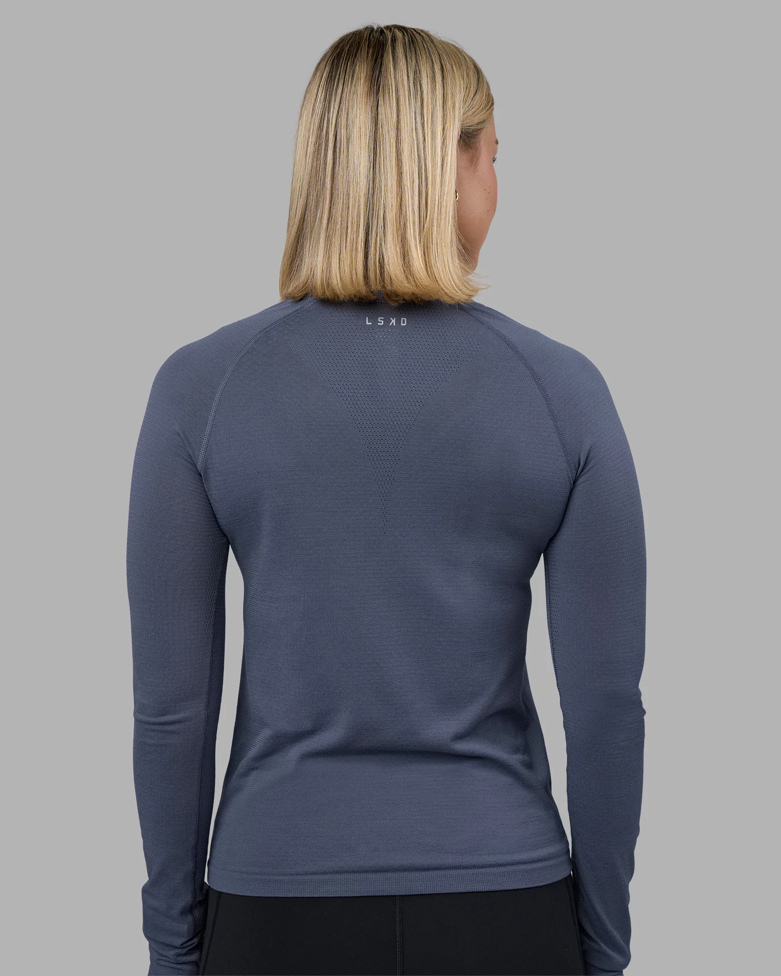 AeroFLX+ Seamless Long Sleeve Tee - Night Shadow/Night Shadow - Image 3