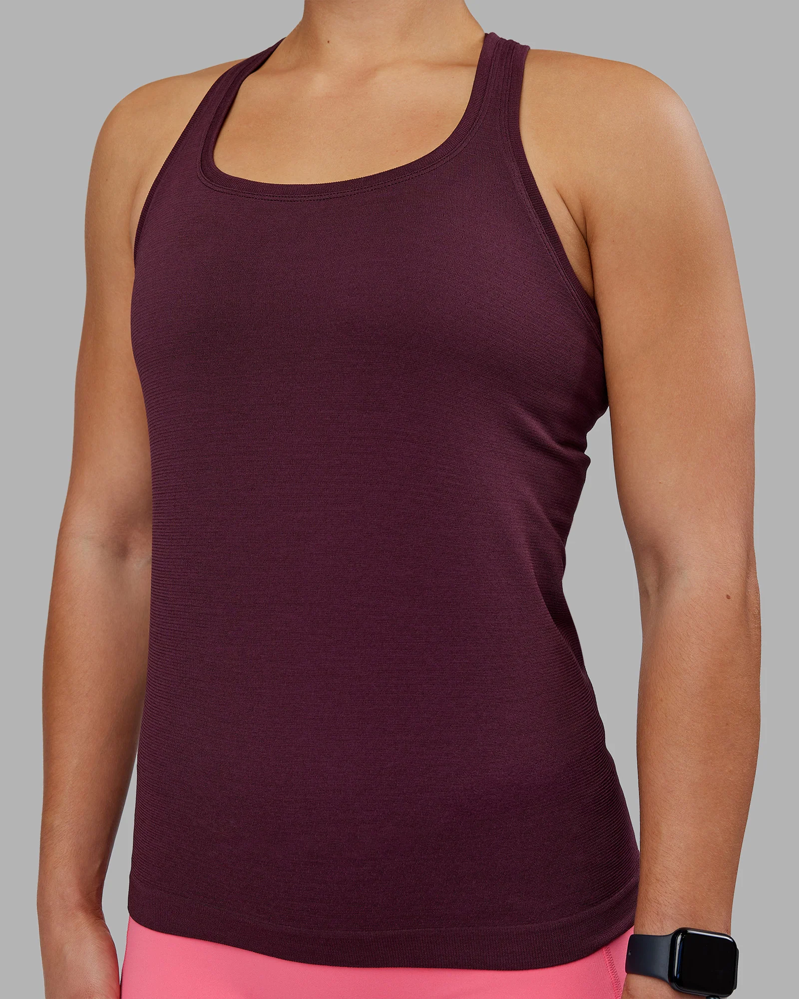AeroFLX+ Seamless Tank - Cherry Lacquer/Cherry Lacquer - Image 4