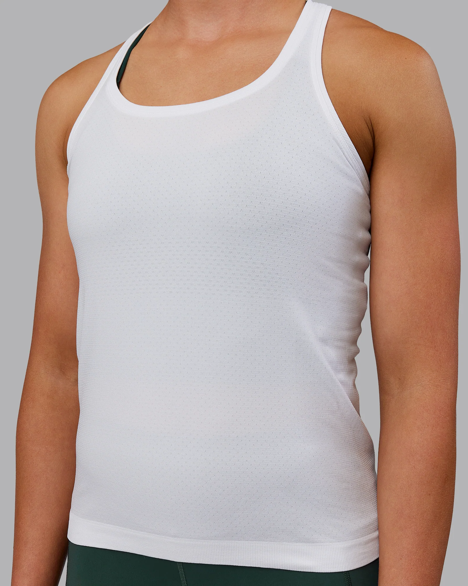 AeroFLX+ Seamless Tank - White/White - Image 7