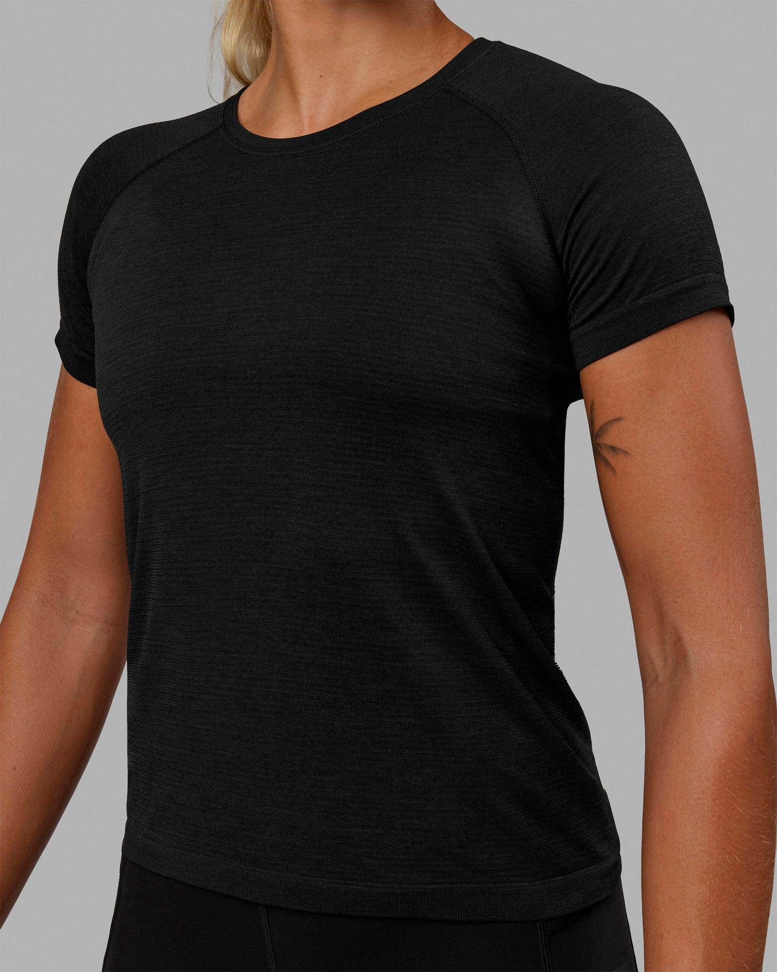 AeroFLX+ Seamless Tee - Black Marl - Image 6