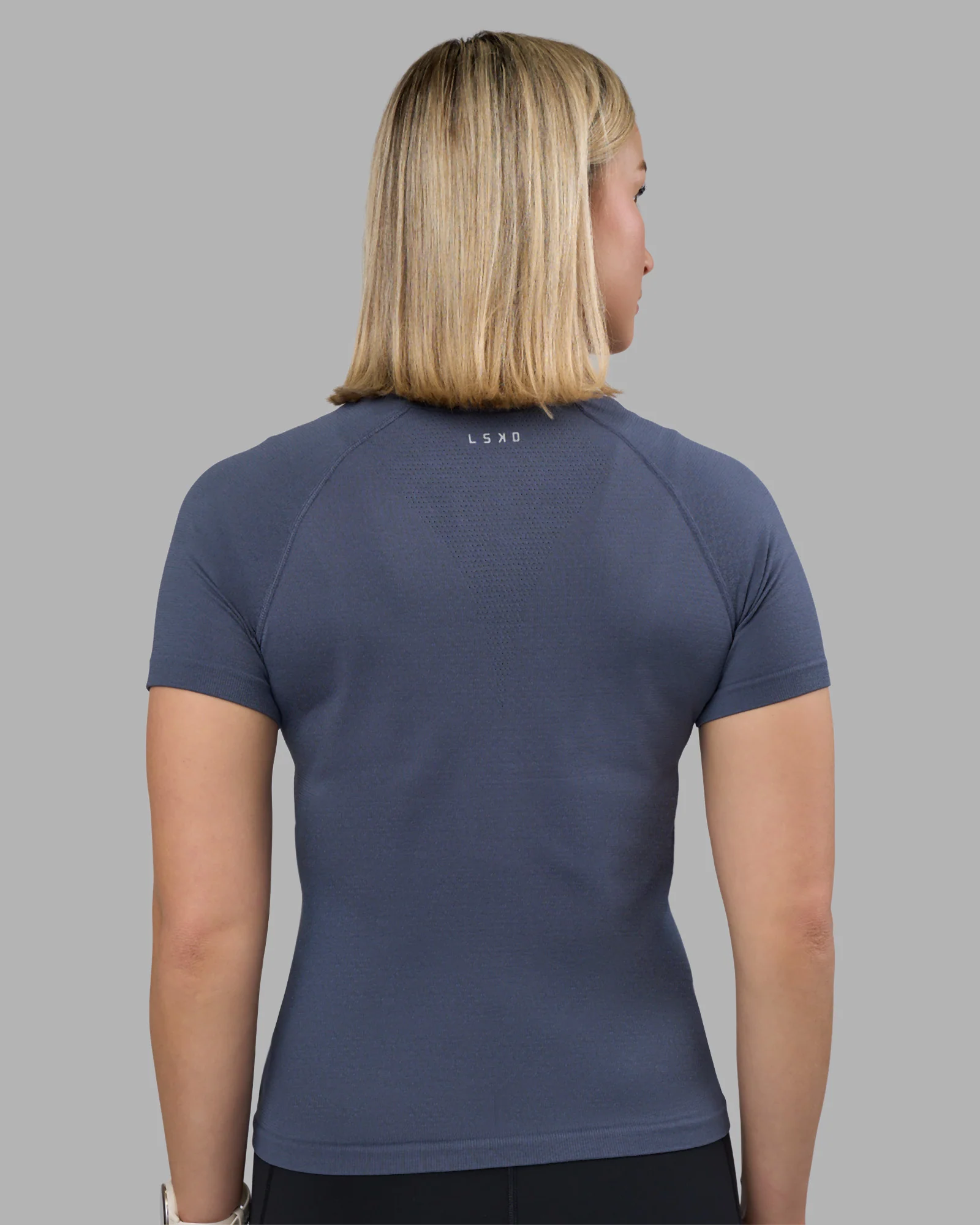 AeroFLX+ Seamless Tee - Night Shadow/Night Shadow - Image 3